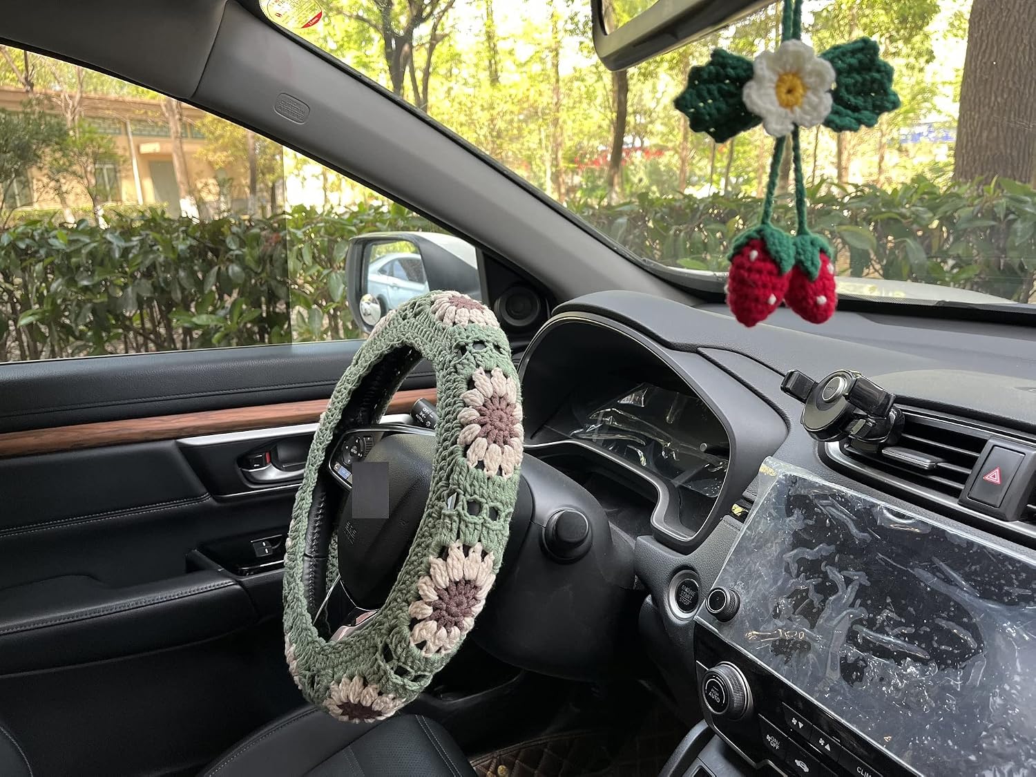 Handmade Sunflower Crochet Car Steering Wheel Covers Universal 14-15 inch for Women and Men (Wheel Covers+2belt Covers+2Car Coasters+Strawberry)