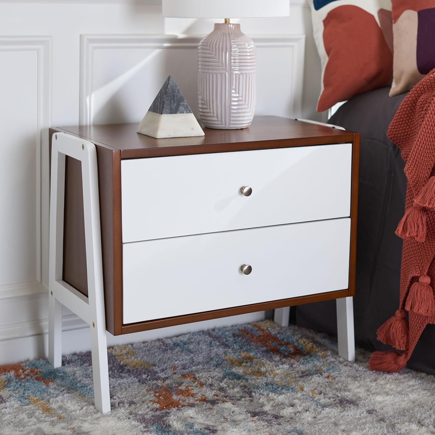 SAFAVIEH Home Collection Winchester Bedroom-Living-Room Accent Side Table Storage Nightstand NST1400B, Walnut/White