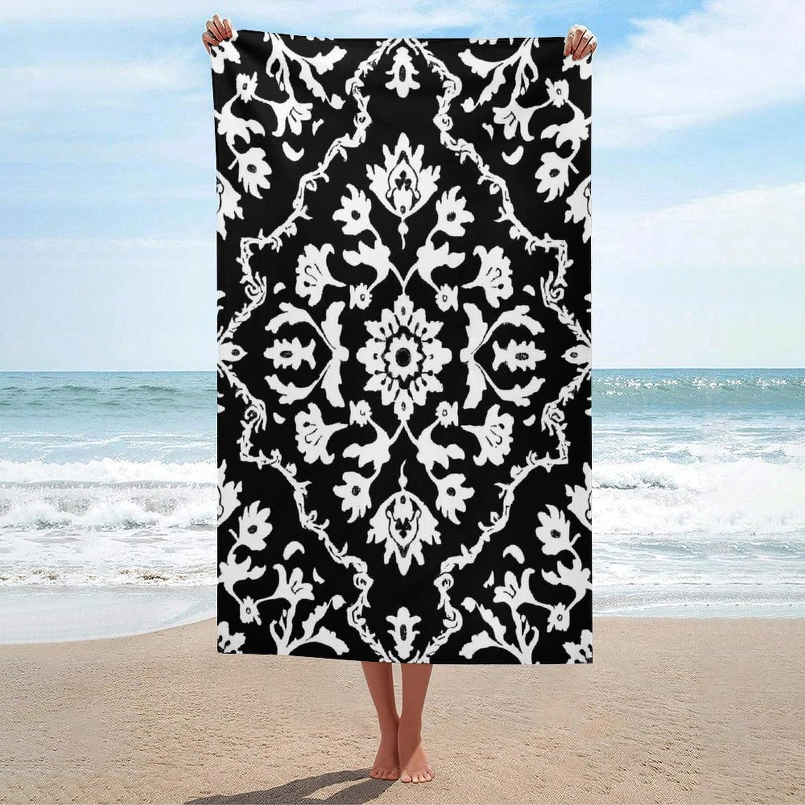 LSRCPD Black White Floral Botanical Motifs Beach Towel Sand Free Microfiber Large Shower Towels Multipurpose Absorbent for Bathroom Pool 130x80 CM