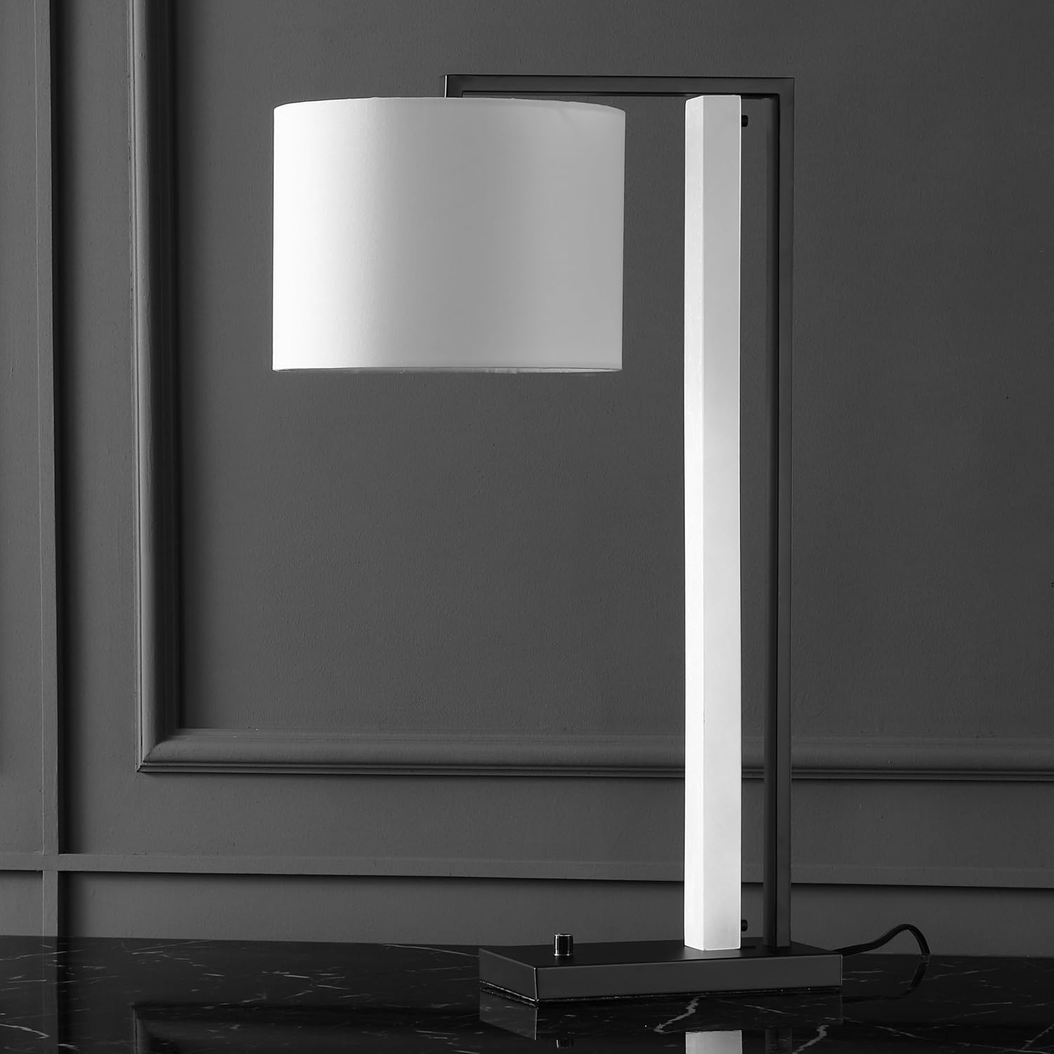 SAFAVIEH Couture Lighting Collection Katryna Black/White Alabaster 27-inch Table Lamp (LED Bulbs Included)