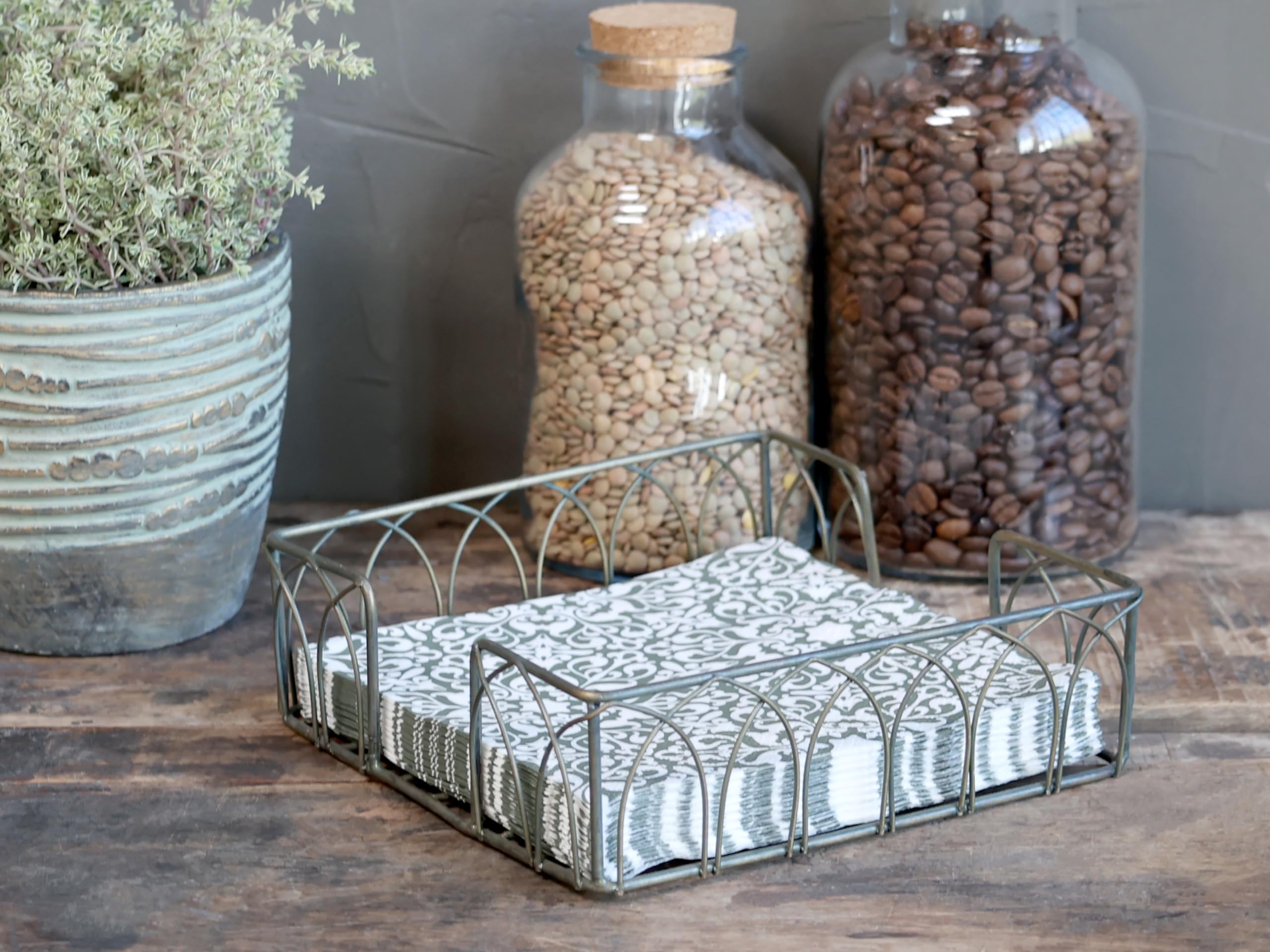 Napkin Holder Metal Guest Towel Box Towels Paper Napkins Dining Table Hotel Reception and Parties H5.5/L18/W18 cm Antique Brass - Image 2
