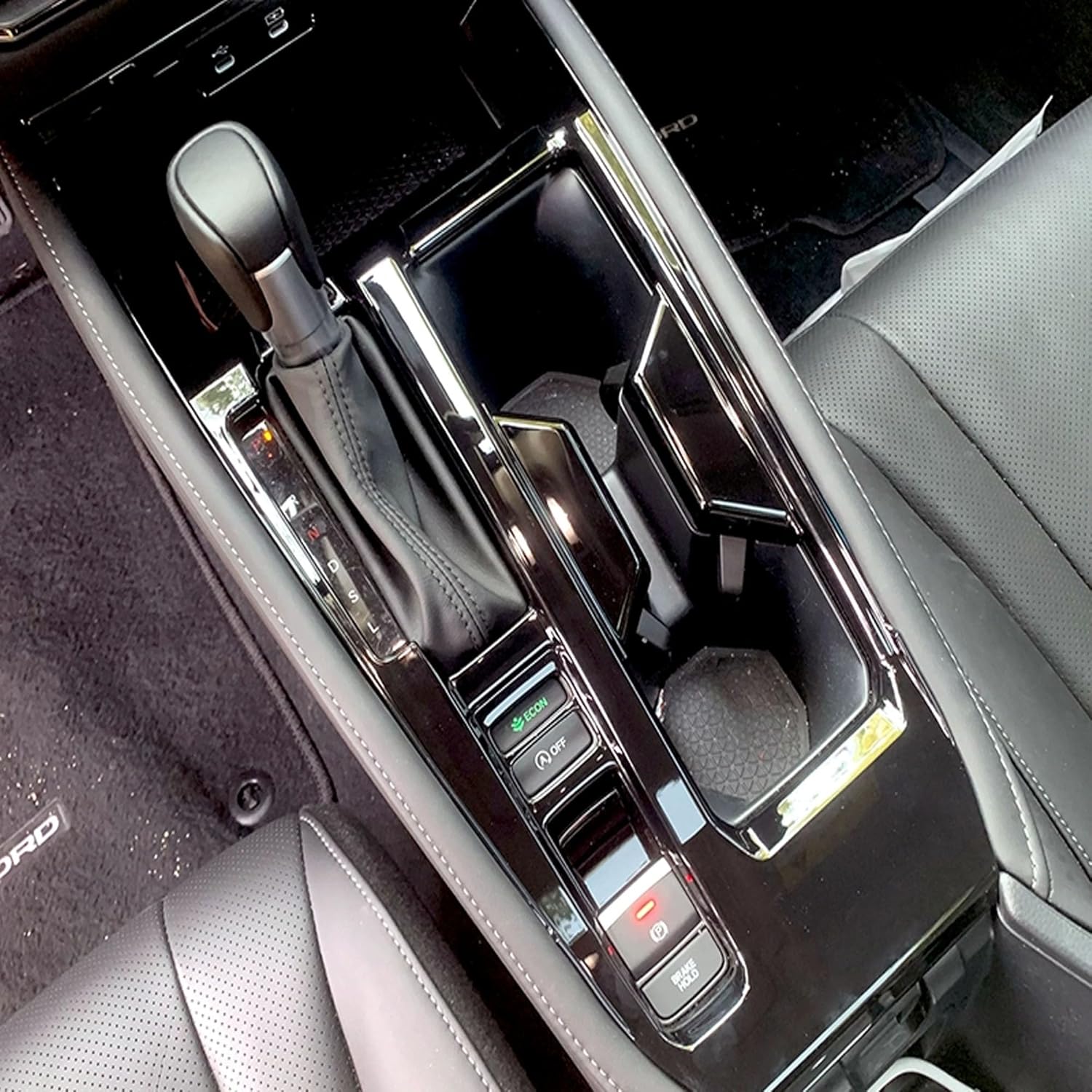 Suitable for Honda Accord Sedan 11th 2023 2024 2025 Car Interior Decal Shift Panel Cover Center Console ABS Interior Bright Black (Gasoline Version)
