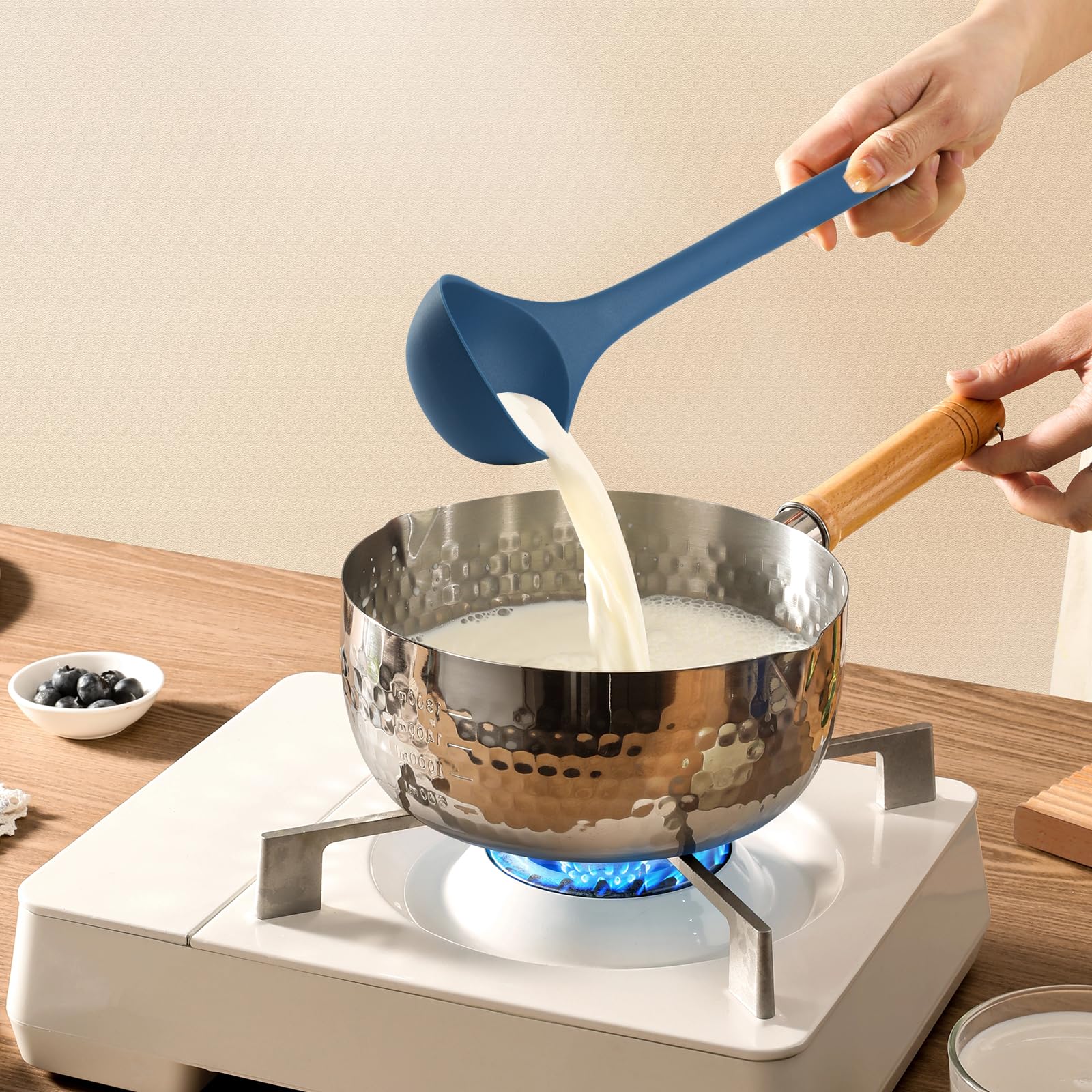 MOACC - Juego de utensilios de cocina de silicona: resistentes al calor de 13.6 pulgadas de largo, sin BPA, accesorios de cocina de goma antiadherente, para preparar alimentos, freír, servir, untar