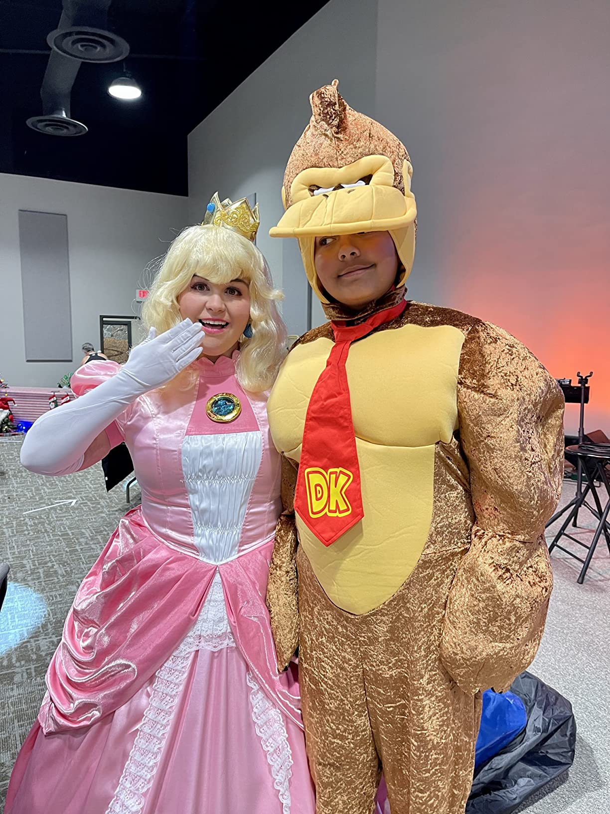 9/mo Finance Child Deluxe Donkey Kong Costume M Buy Now, Pay Later