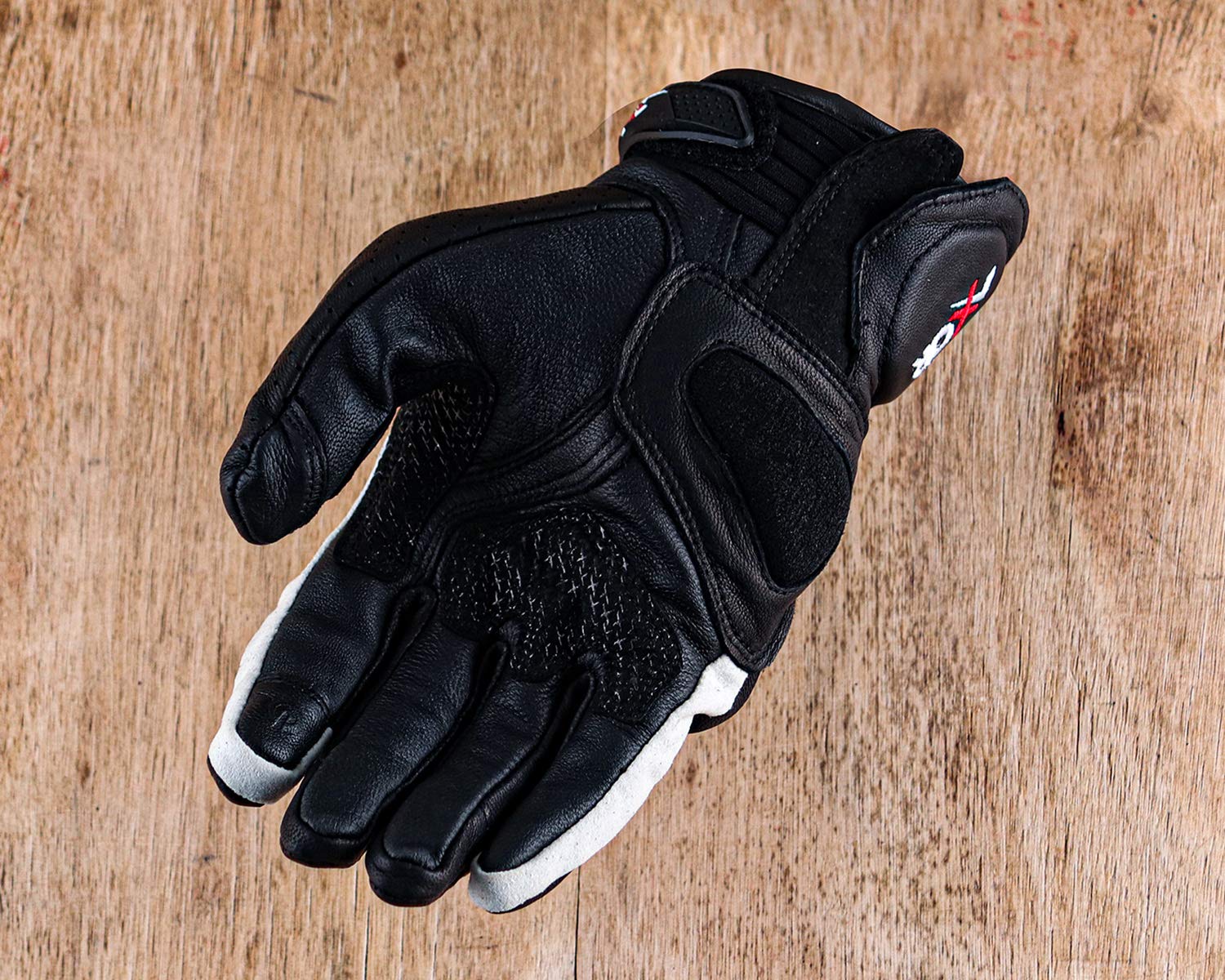 Axor Ventura Black Neon Green Riding Gloves-XL : Amazon.in: Car