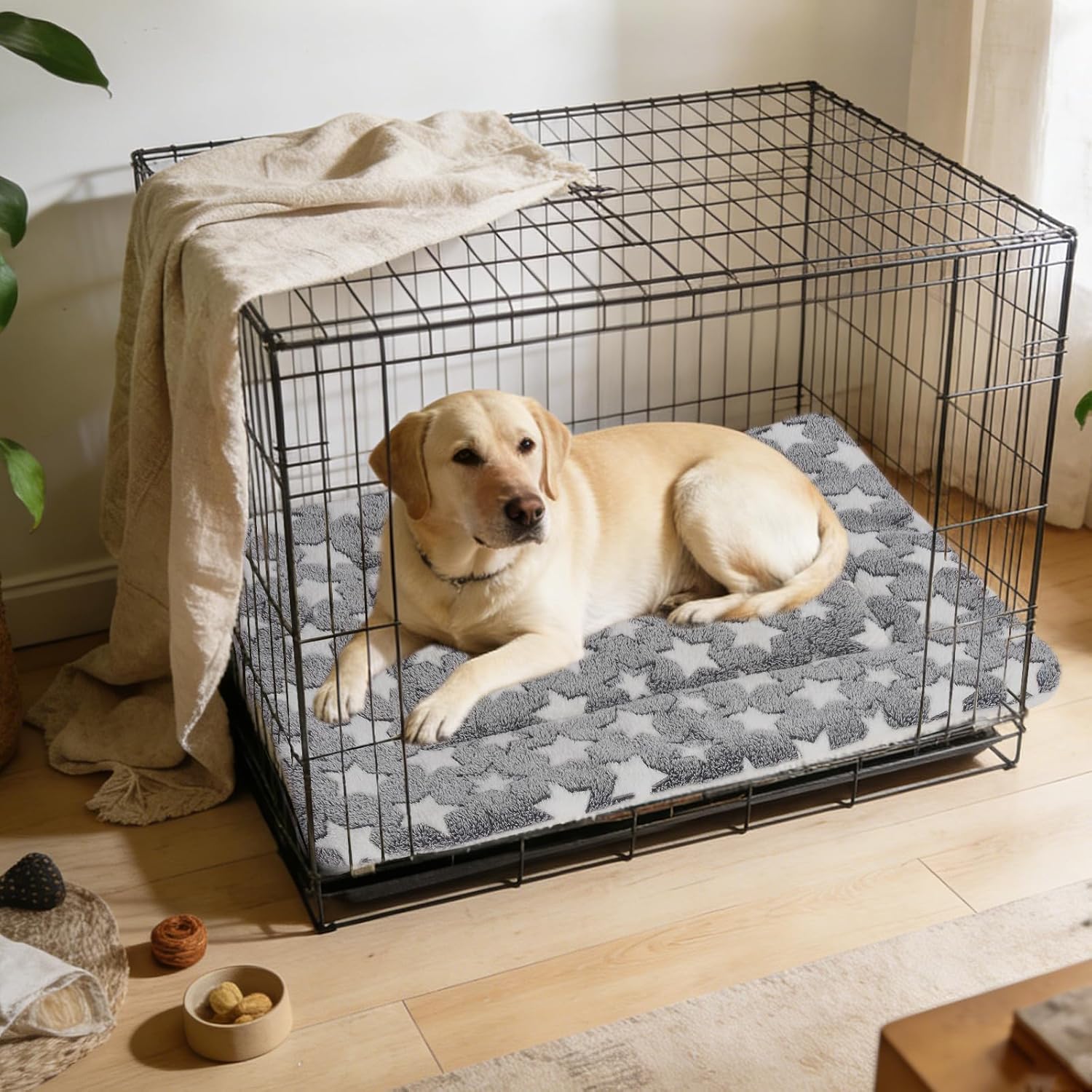 Mora Pets Dog Bed Crate Pad Ultra Soft Pet Bed with Cute Star Print Washable Crate Mat for Large Medium Small Dogs Reversible Fleece Dog Crate Kennel Mat Cat Bed Liner 41 x 29 inch Grey