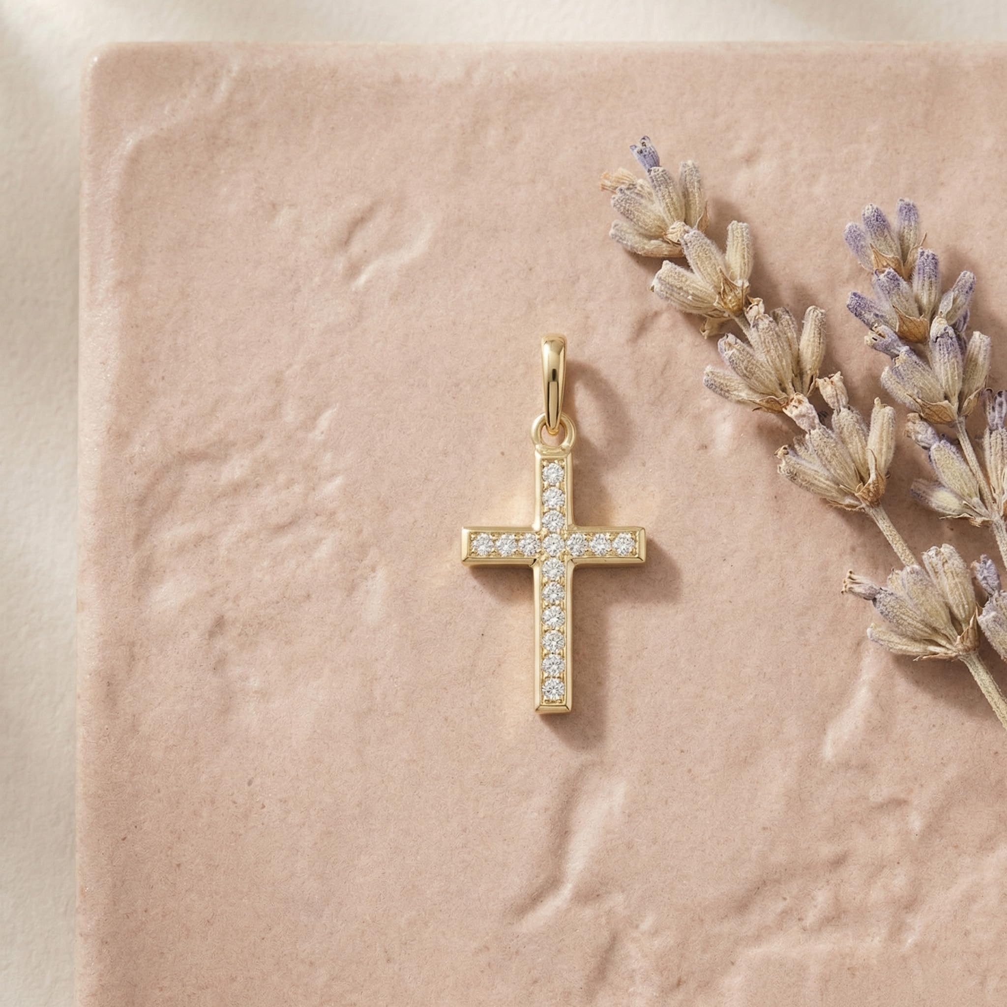 Amor Motivanhänger Damen Anhänger, mit Zirkonia synth., 1,7 cm, Gold, Kreuz, Kommt in Schmuck Geschenk Box, 2034135