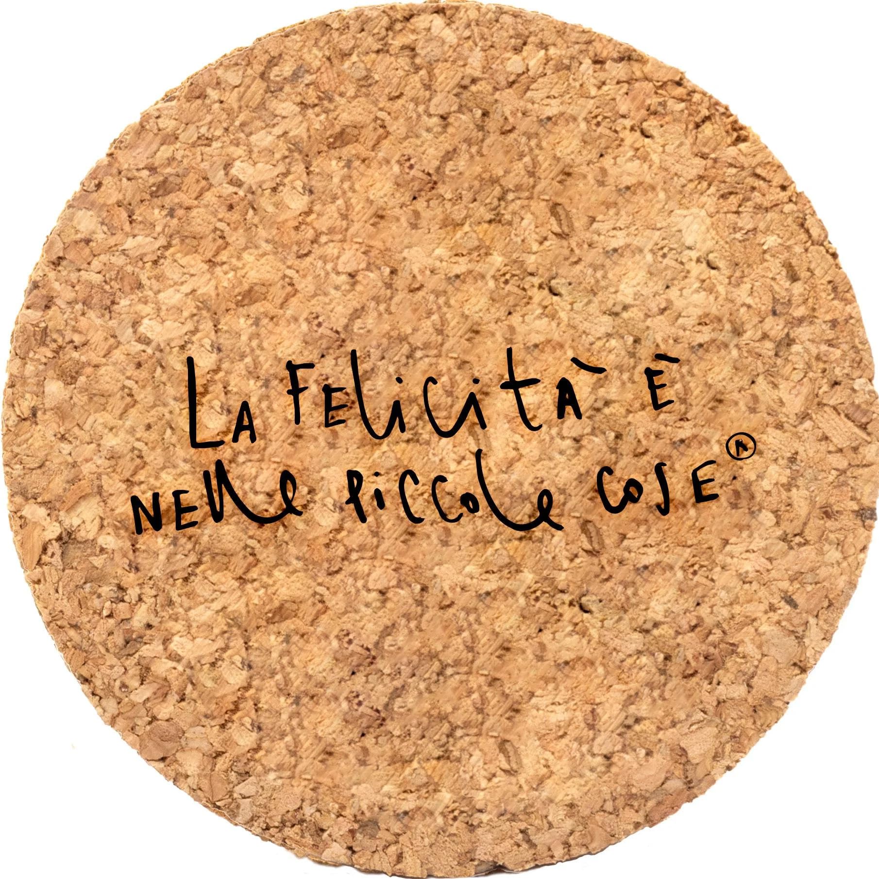KAKI La Felicità è Nelle Piccole Cose Marimo Singolo Originale Vaso Vetro con Tappo Sughero Felicità, Artigianale, fondale Bianco, Diametro 8cm, Altezza 11cm, Made in Italy