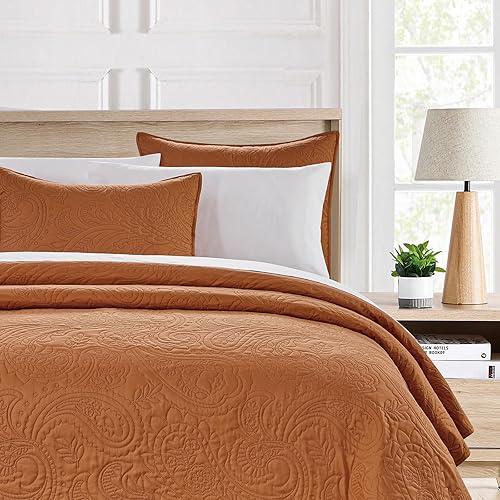Miniatura 8 de BOURINA Juego de edredón bordado de 3 piezas de microfibra ligera, tamaño Queen de 90 x 92 pulgadas, color dorado.