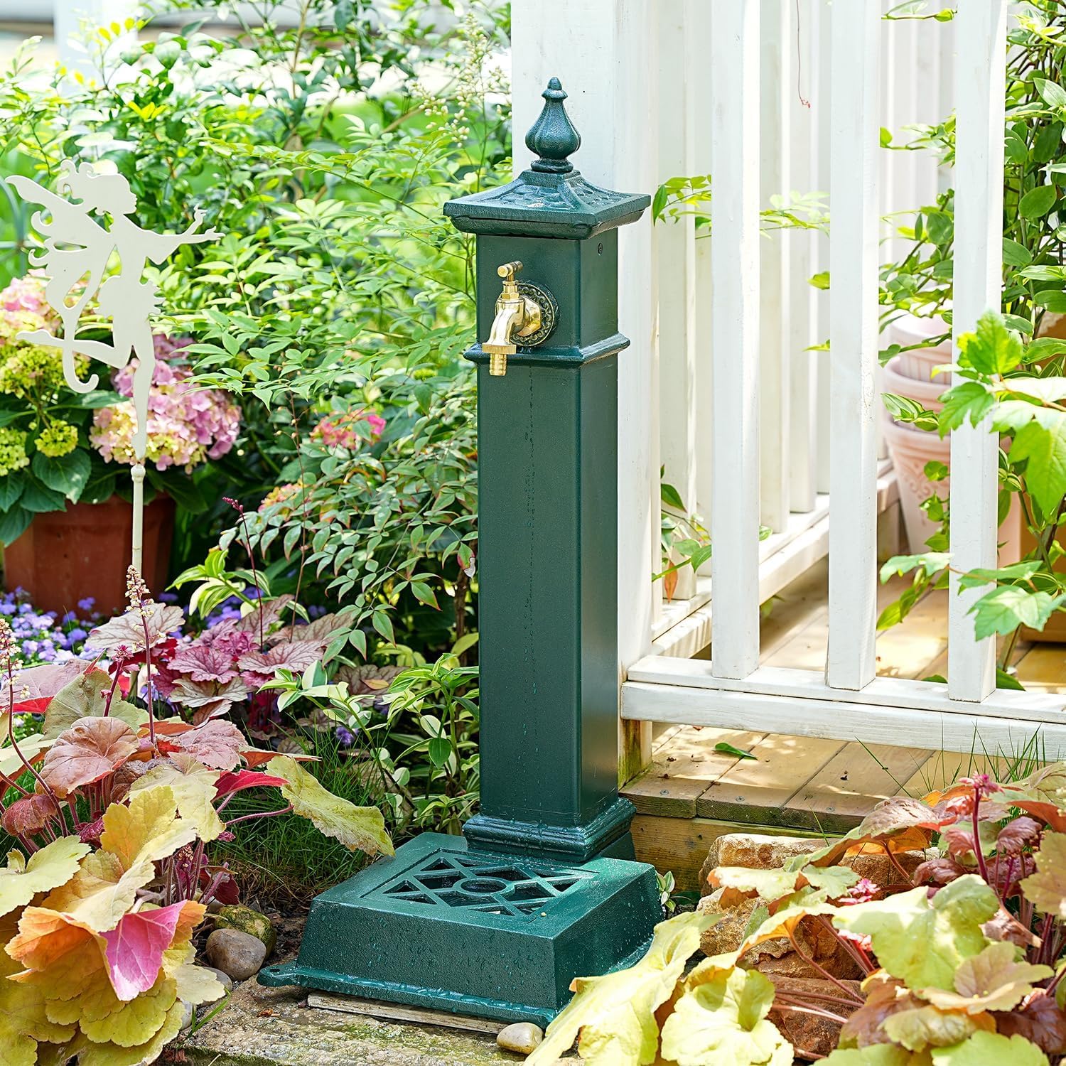 Columna de agua de hierro fundido con grifo, grifo de agua retro para jardín, terraza, fuente decorativa
