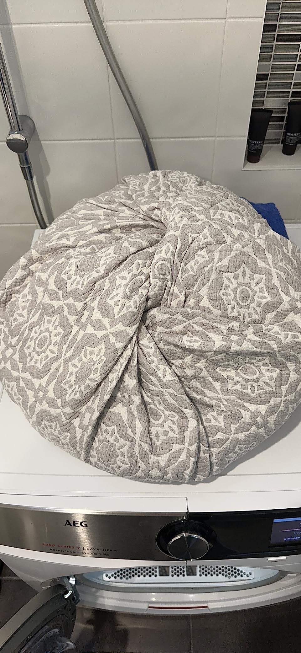 WADFree for Bed Sheets As Seen on Shark Tank Bed Sheet Detangler Prevents Laundry Tangles