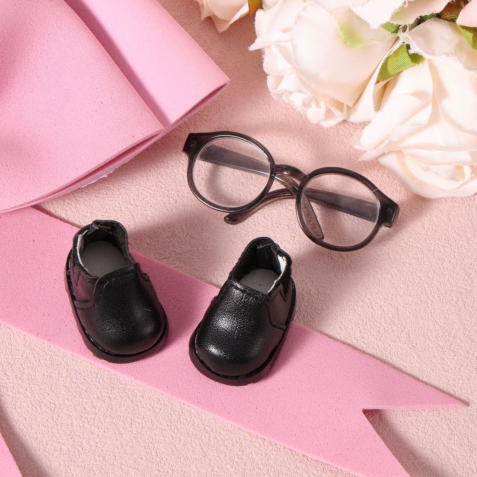 Chaussures et accessoires pour poupée Nenuco 35 cm - Bottines et cravate marron