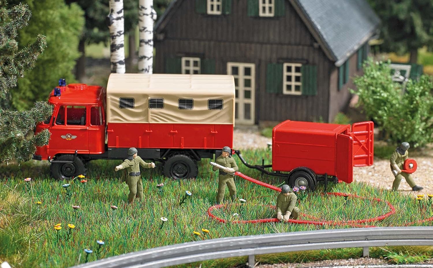 Busch - A-set: Feuerwehr Mannschaft H0 (3/21) * - BU7960