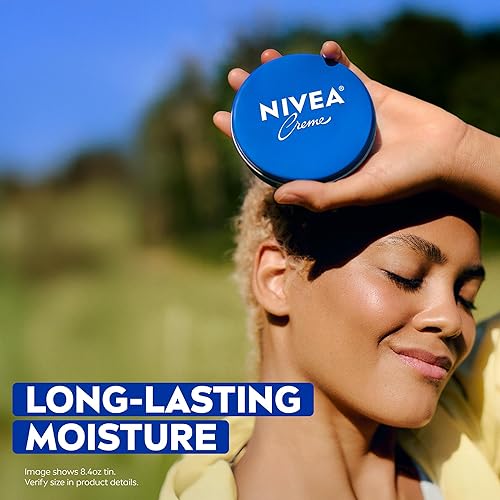 Miniatura 3 de NIVEA Crema hidratante para el cuerpo, la cara y las manos, fórmula alemana, rica crema hidratante corporal con provitamina B5, lata de 8.4 onzas