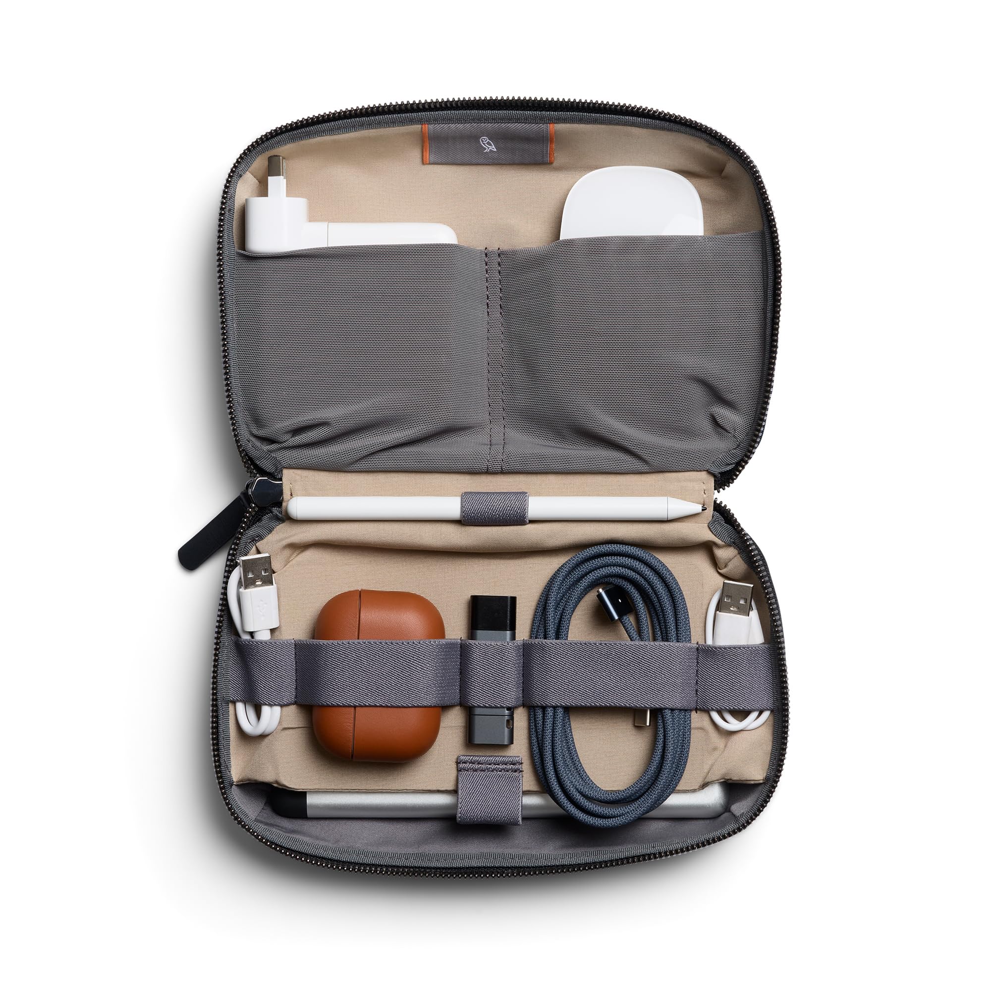 Bellroy Tech Kit, estuche con cremallera para accesorios tecnológicos (power bank, cargador de móvil, cables, auriculares)