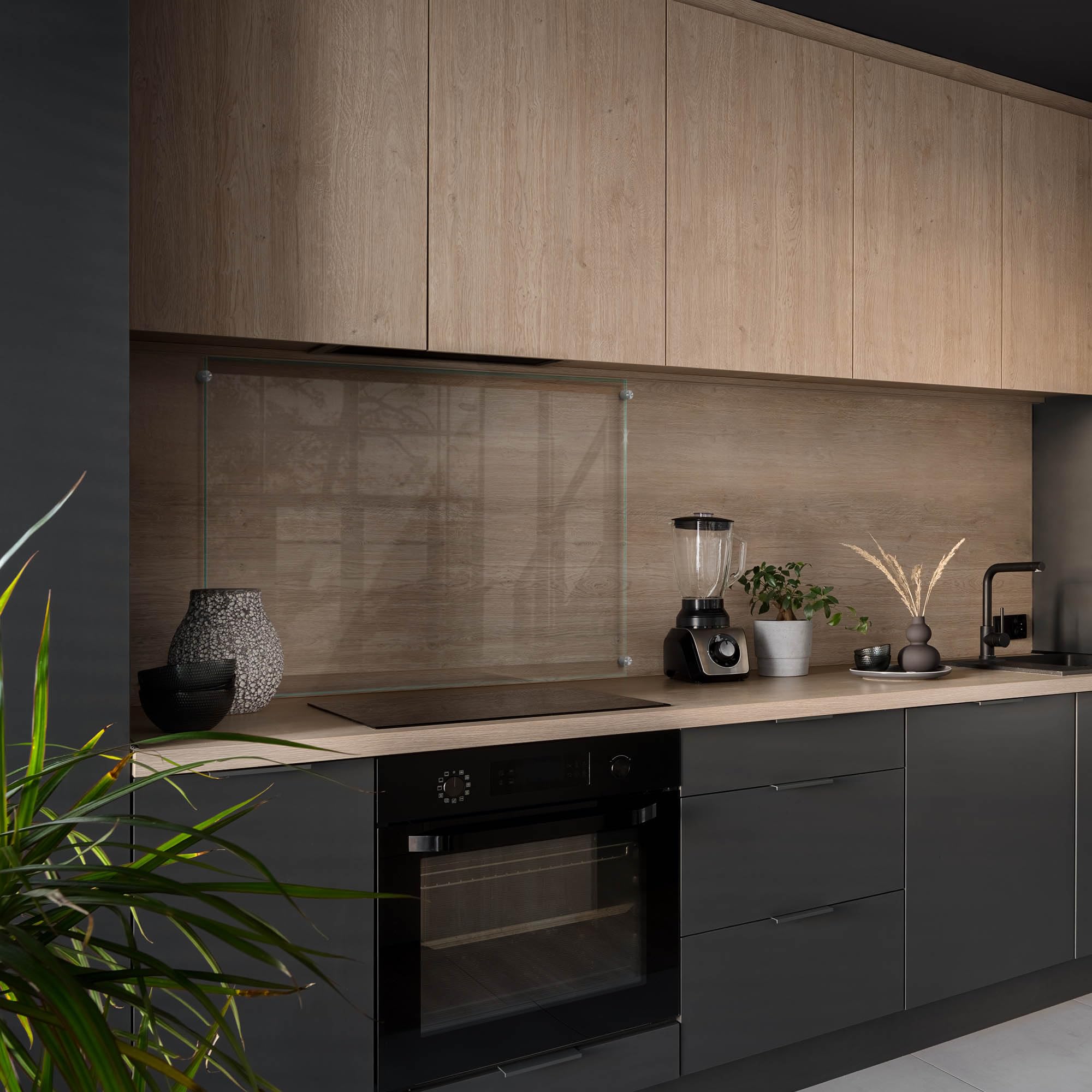 Paraschizzi 100x70 cm Trasparente Facile da Pulire per la Cucina Pannello di Vetro Vetro Temperato Float Elementi di Montaggio Inclusi Protezione Resistente per Pareti Protezione Piastrelle