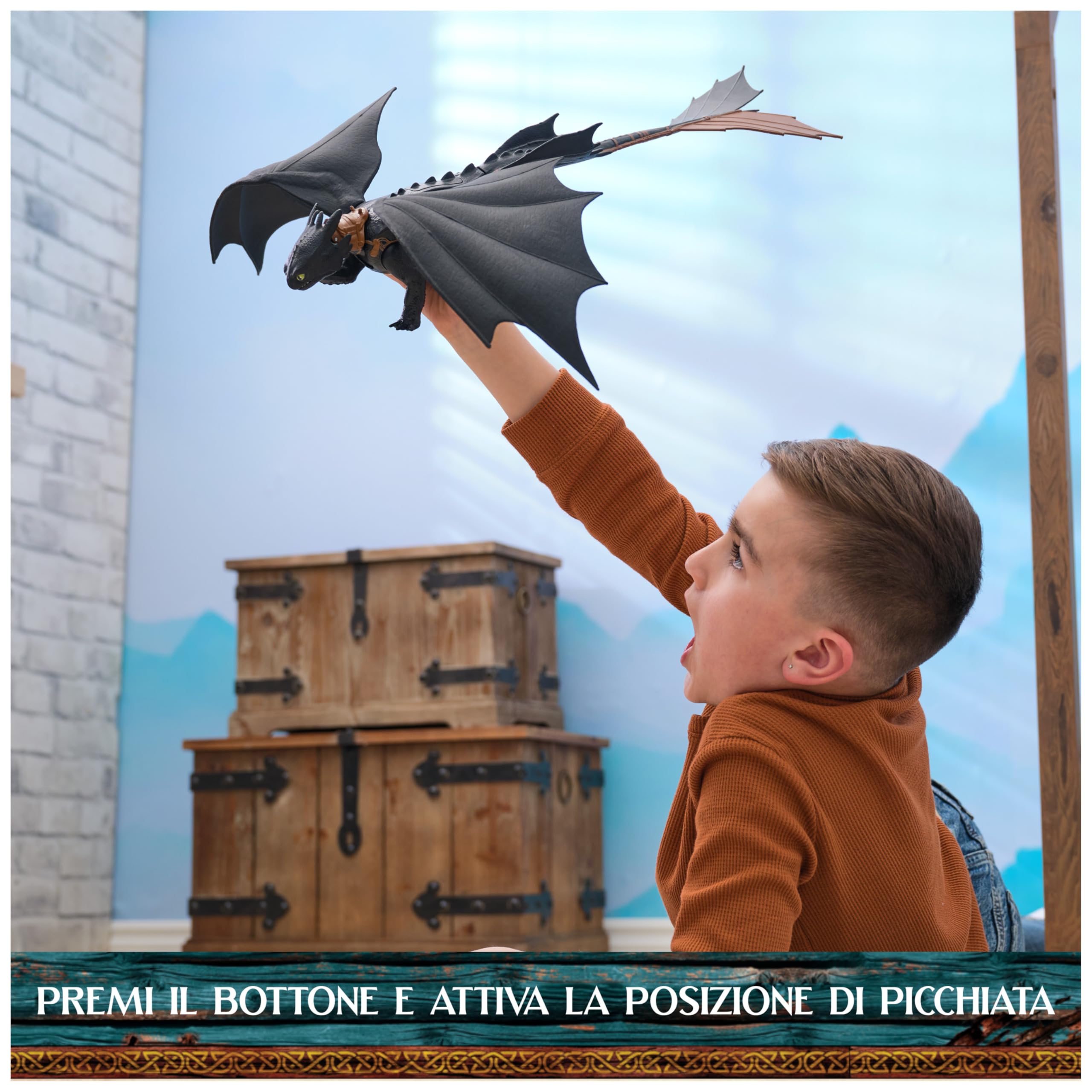 DreamWorks Dragons, How to Train Your Dragon, Sdentato Sputafuoco, Action Figure con Luci, Suoni e Ali da 38 cm, Giocattoli per Bambini, 4+ Anni