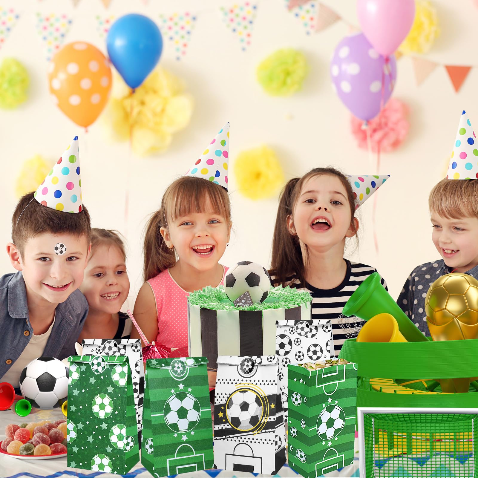Football Sachet Anniversaire Enfant,12 Pièces Sac Cadeau Football Avec Autocollant Sac Anniversaire Garcon Homme Applicable A Fete De Football Party Emballage Biscuits Noix Chocolats Bonbons