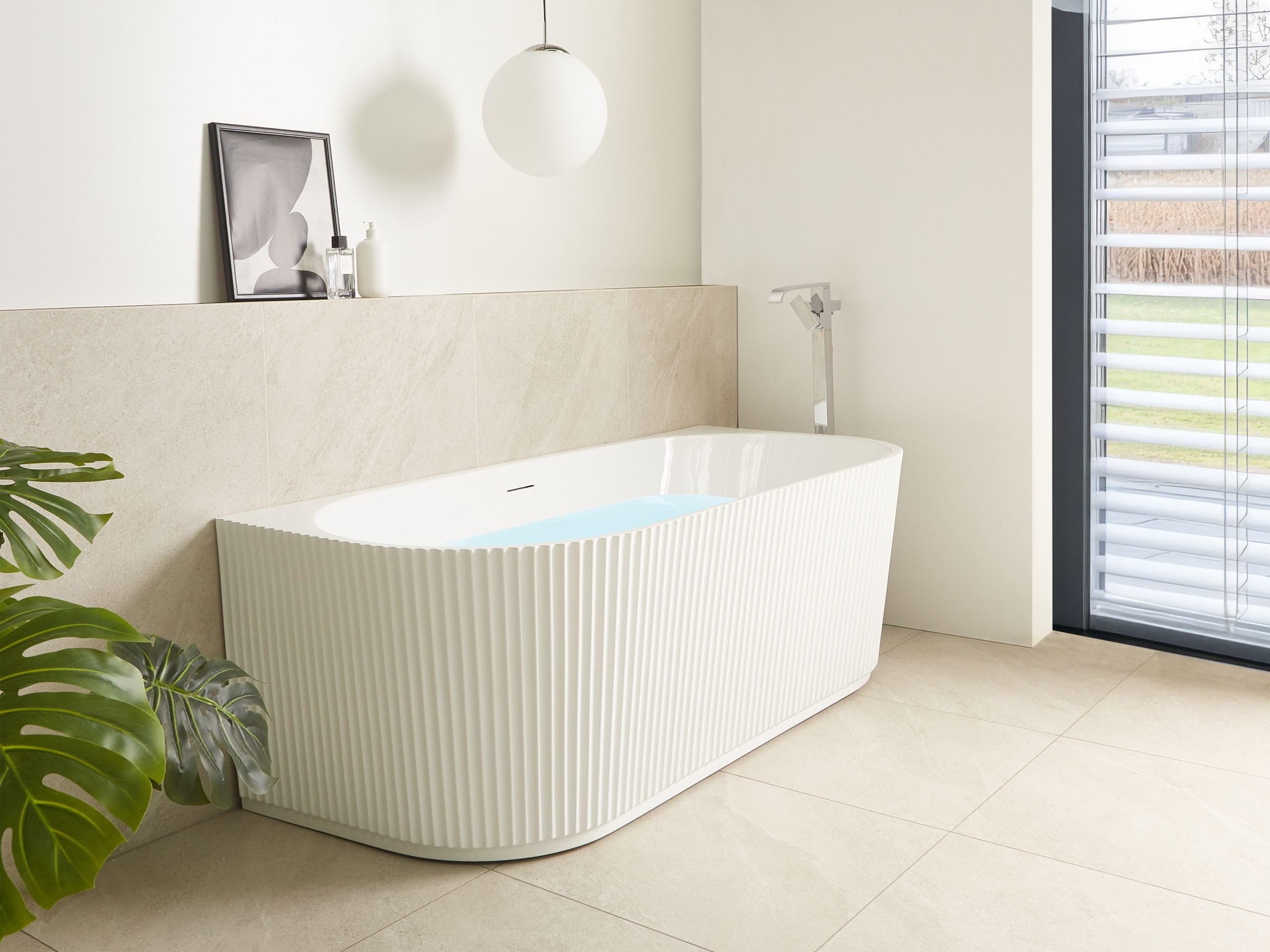 Bañera independiente moderna 170 x 80 cm acabado acrílico estriado baño mate blanco Gocta