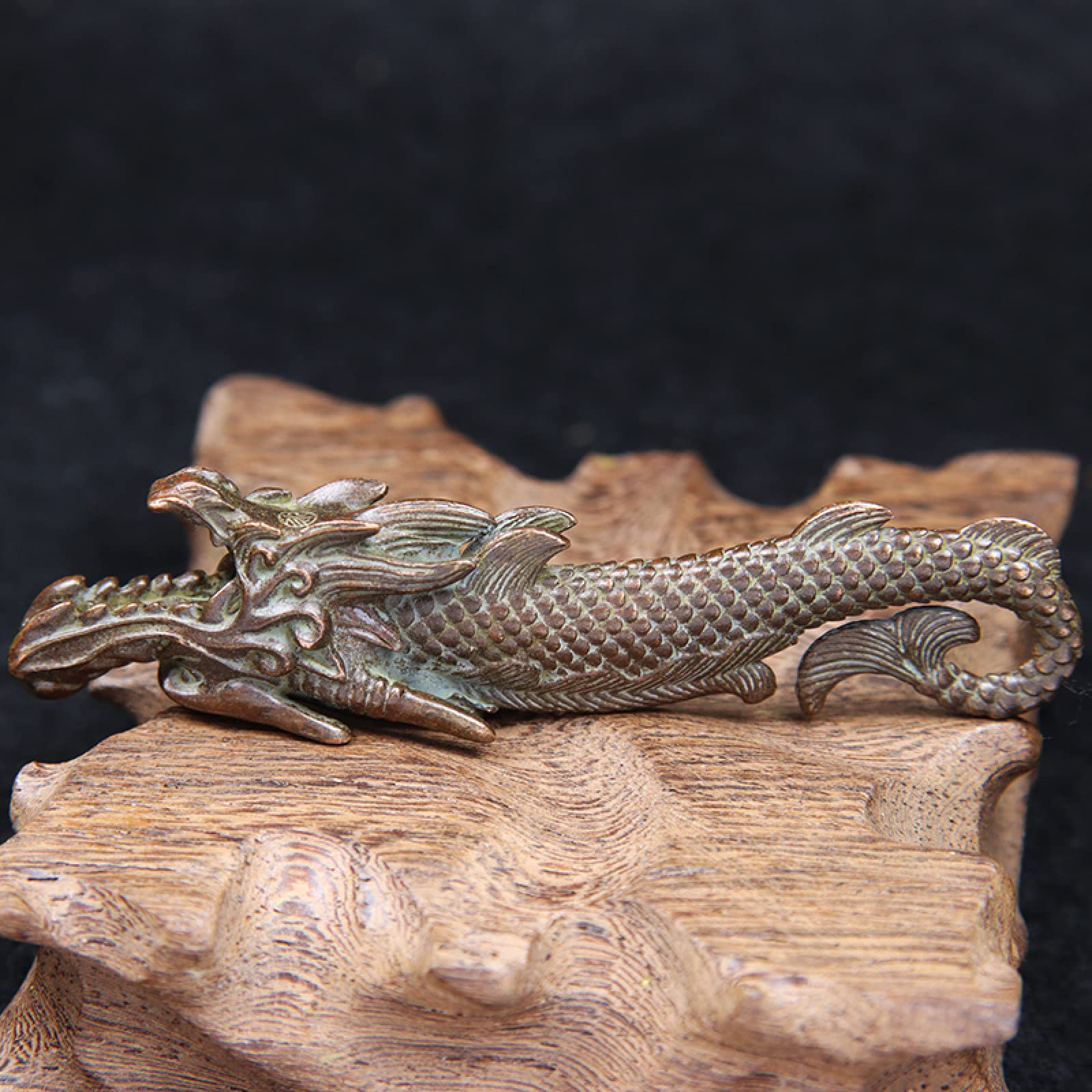 Animal mythique traditionnel tete de dragon poisson pour artisanat maison