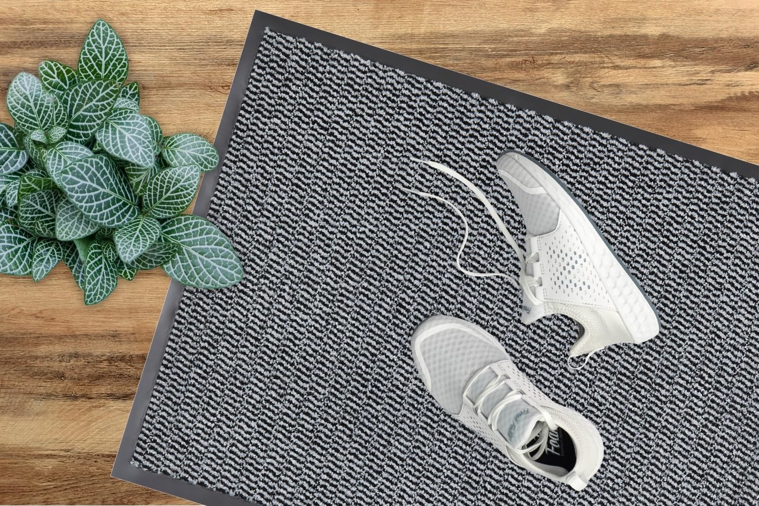 andiamo Fußmatte Easy - Schmutzfangmatte, Türmatte & Fussmatte für den Eingangsbereich - Läufer Flur nimmt Schmutz effektiv auf - 90 x 150 cm in Hellgrau