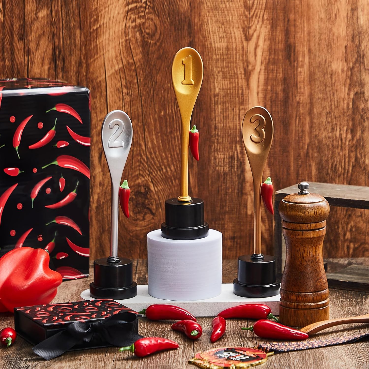 Yinkin 3 Pcs Chili Cook Off Trophies Chili Cook Off Prizes Medals Awards Decorations Salsa Contest Pepper Trophy for Winner Cooking Event Competition Gifts 1st Gold, 2nd Silver, 3rd Bronze(Trendy)