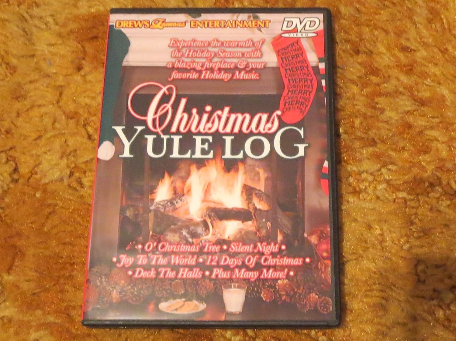 Amazon.co.jp Drew's Famous Christmas Yule Log [DVD] DVD・ブルーレイ