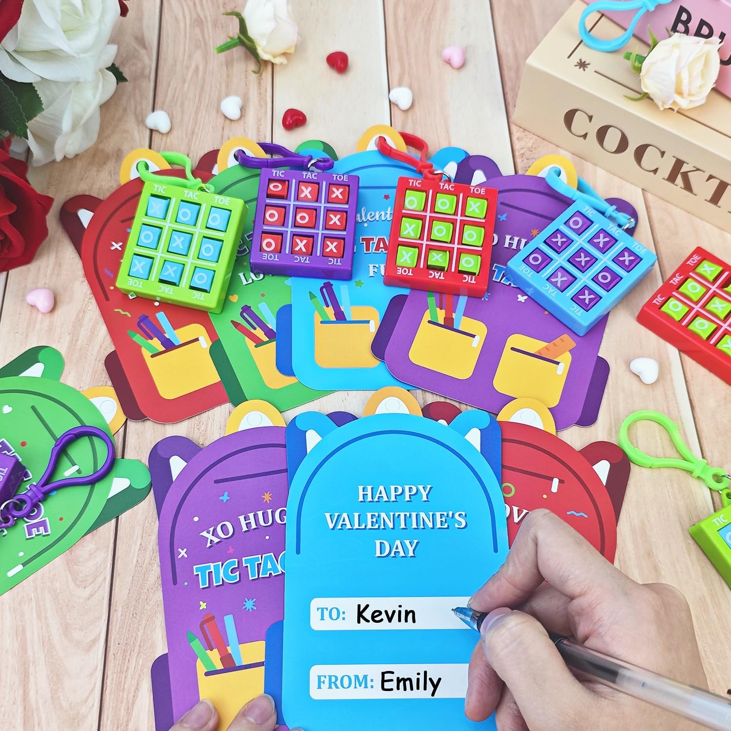 Leetous 28 PCS Tic Tac Toe Game Keychain Bulk – Kids Party Favors for Birthday, Goodie Bag Fillers, Classroom Prize Box Toys, Treasure Chest & Pinata Prizes, Easter Basket Stuffers for Boys and Girls