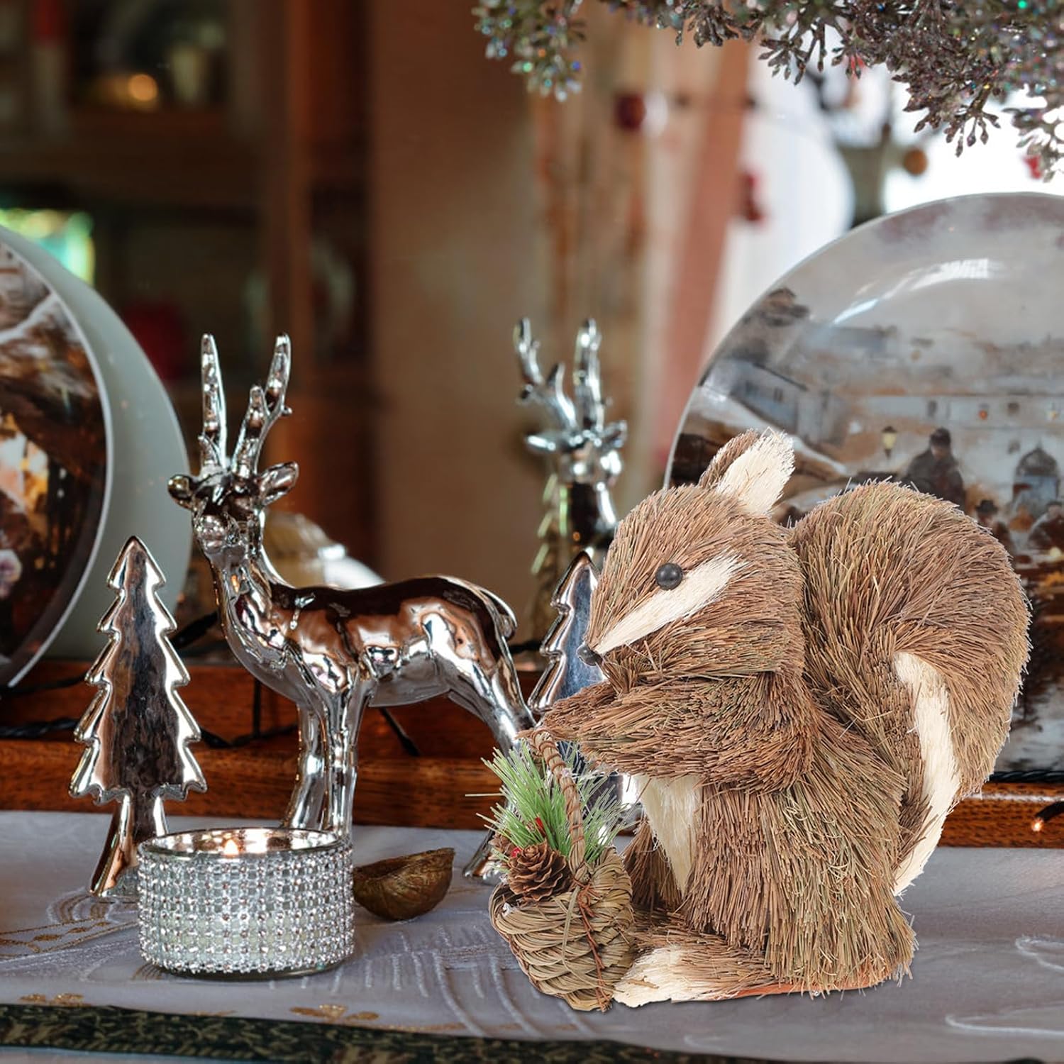 Creative Miniature Landscape Figurine Straw Ornament Squirrel Brown for Home and Office Decoration, Christmas Tree Decor for Holiday and Scene Layout