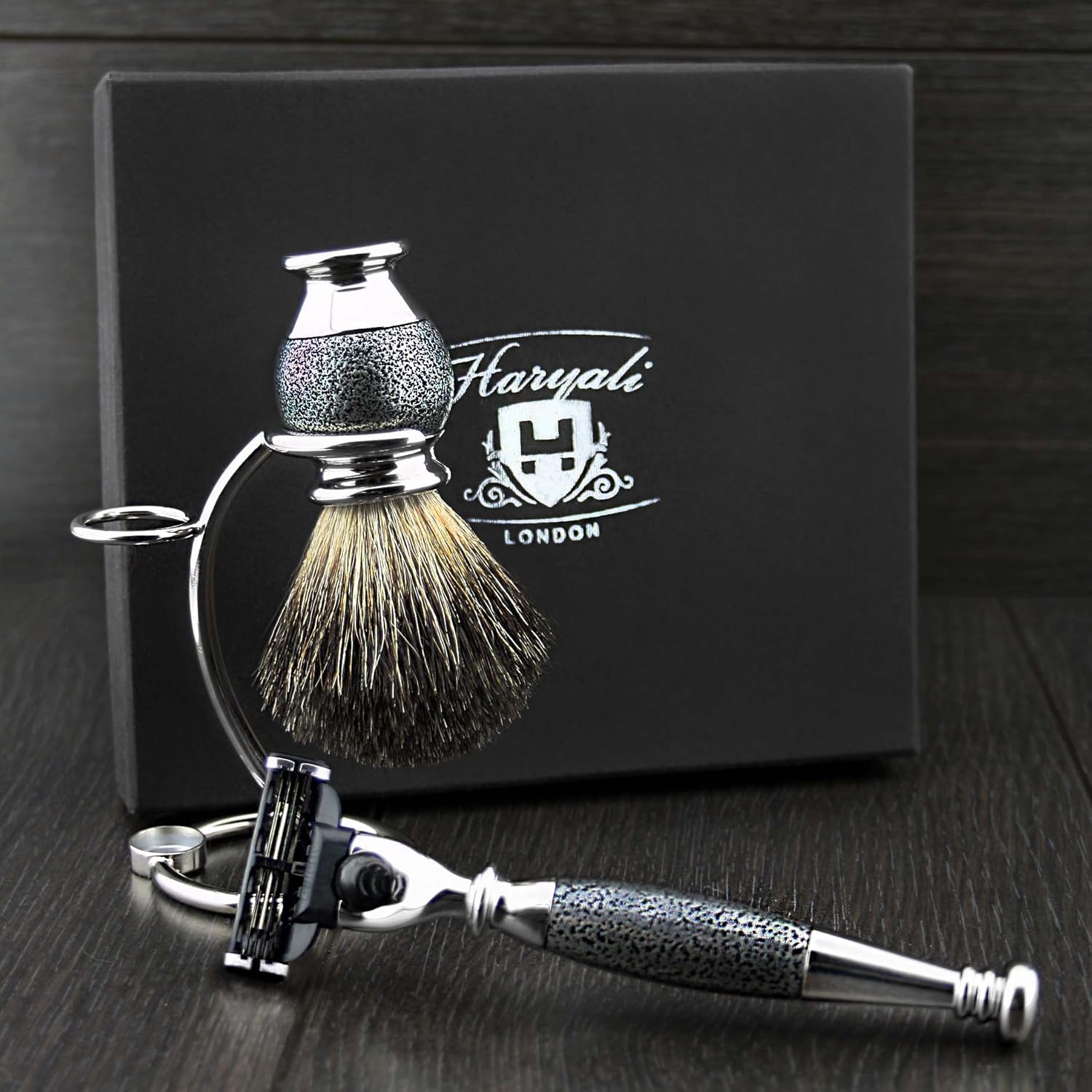 3 Edge Shaving Razor With Black Badger Hair Brush and Stainless Steel Stand Perfect Shaving Kit For Mens