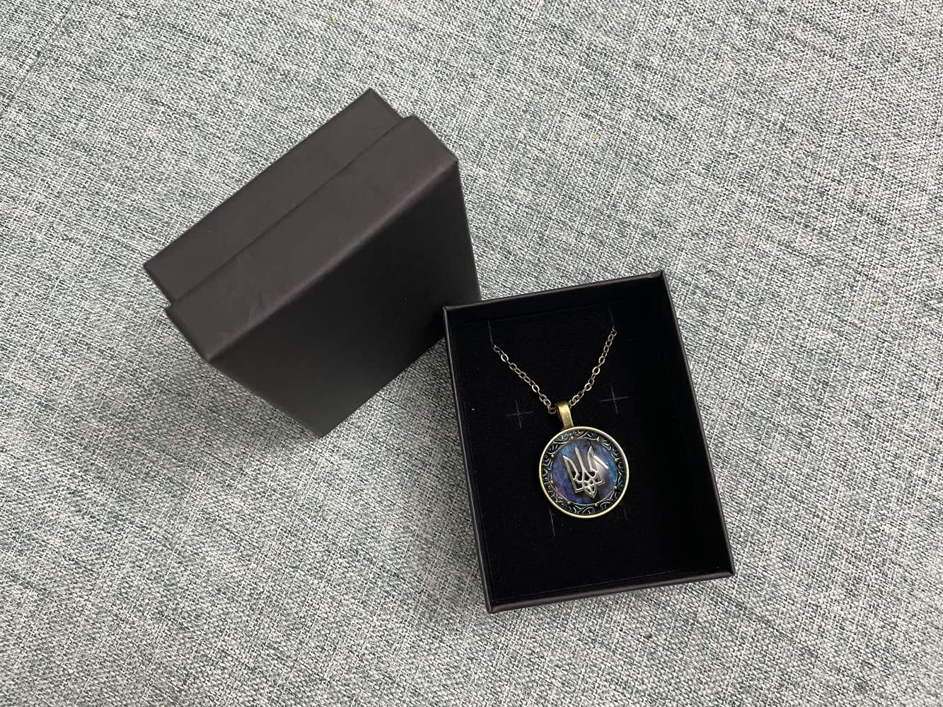 Tryzub Ukrainian Trident Pendant Necklace for Women Men,Ukraine Flag Symbol Logo Necklace,Spiritual Jewelry Necklace 18'' Chain+2'' Extender (Box Packaging)