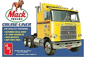 1:25 Scale AMT Mack Cruise-Liner Semi Truck Model Kit
