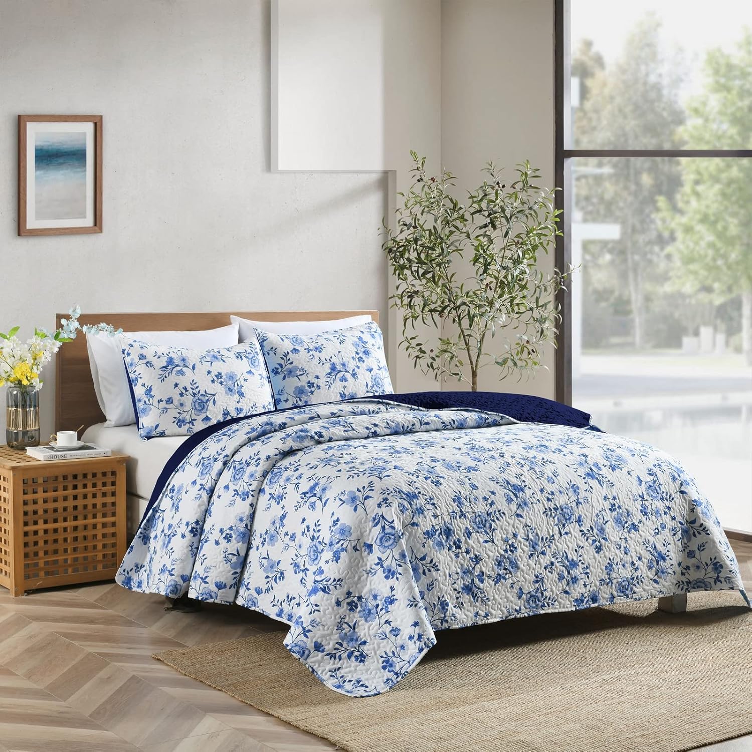 Boryard 3-Piece Queen Size Quilt Set, Lightweight Soft Warm Full Size Quilt Blue Spring Floral Bedspread Coverlet (90x90 inches) with 2 Pillow Shams for All Season, Navy Flower Print… - Image 3