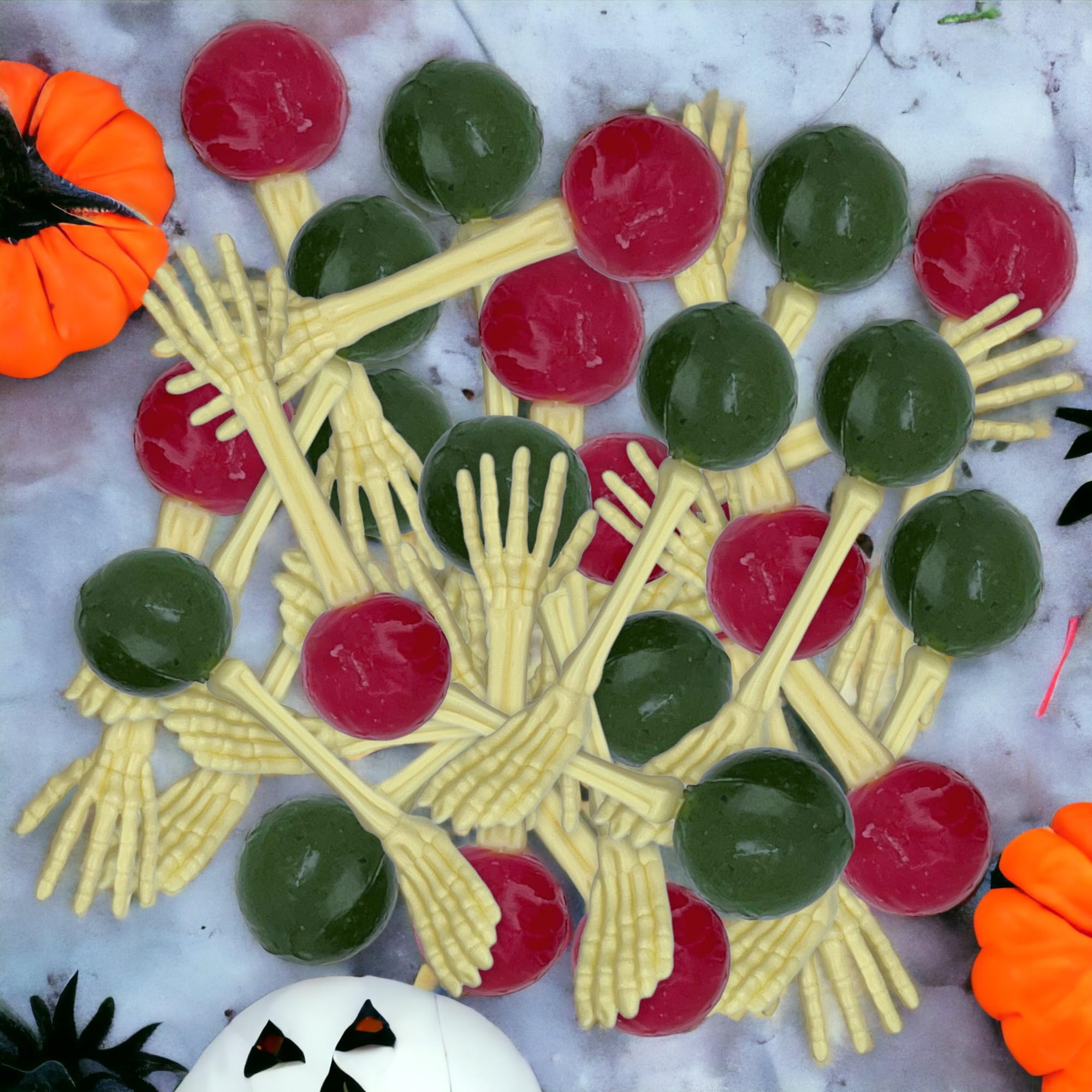 MIK funshopping Bonbons d'Halloween - Petit cadeau effrayant pour fête et snacks terriblement délicieux, bonbons emballés individuellement (sucettes Creepy Tasty Bones, 3 x 80 g)