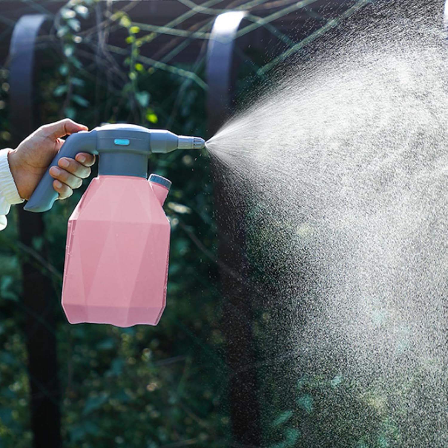 Electric Sprayer, 2L USB Electric Spray Bottle 2 Mode 2000mAh Pressure Sprayer with Extension Nozzle Portable Scaled Sprayer for Watering Gardening, Style2, Sprayers