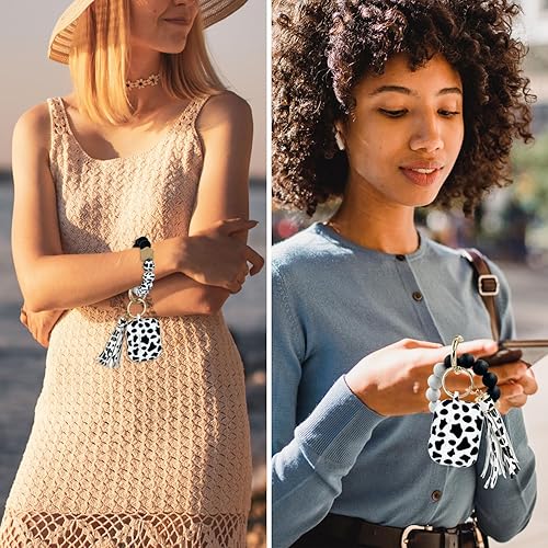 Vista 21 de Funda compatible con Airpods Pro de 2ª generación 2022, funda protectora de silicona suave con llavero de pulsera para Apple Airpods Pro 2 funda