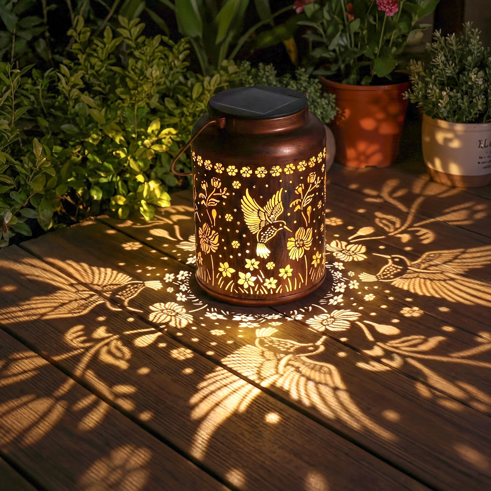 Hummingbird Solar Lantern Outdoor Garden Decor, IP65 Waterproof Garden Ornaments, Lanterns for Outside, Hanging Solar Lights for Pathway Outdoor Decoration, Gardening Gifts for Women Birthday Mum Her
