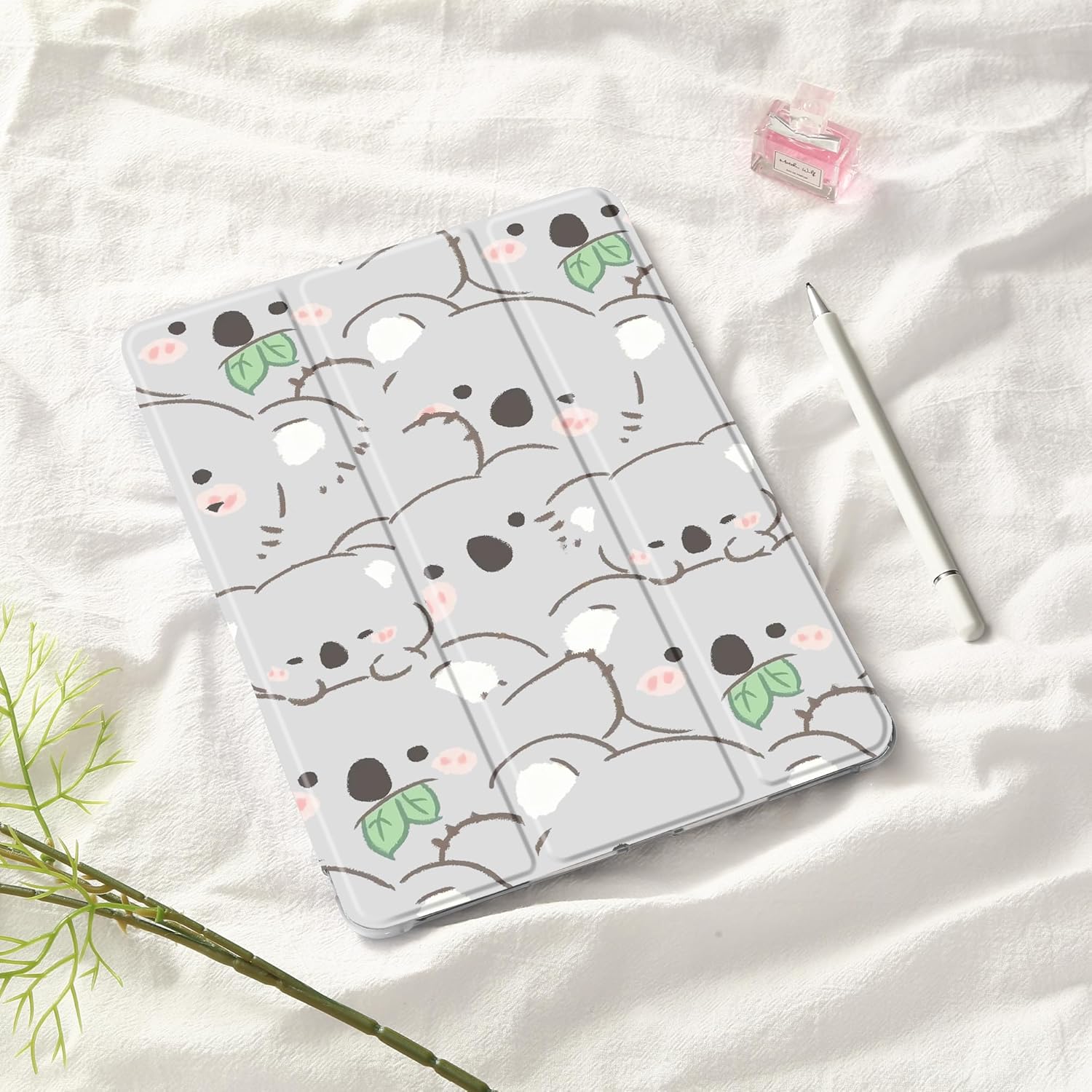 Idocolors Cute Koala Pad Case for 10.9" iPad 2022/2025 (10th/11th Gen), Clear TPU Trifold Stand Back Cover with Pencil Holder, Auto Wake/Sleep Foldable Four-Corner Shockproof Protective Case