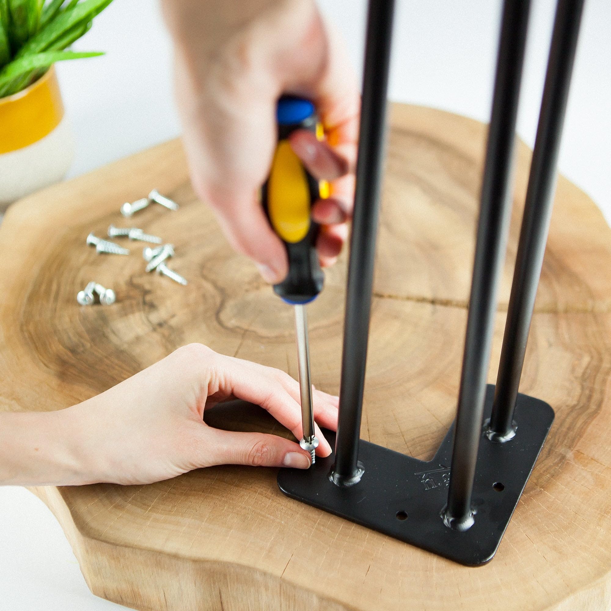 4 x Natural Goods Berlin Hairpin Legs 'n'Roll | ruchoma wsuwka do włosów, nogi stołu na kółkach, elastyczne płozy stołowe DIY (72 cm (stół do jadalni/biurko), kolor czarny)