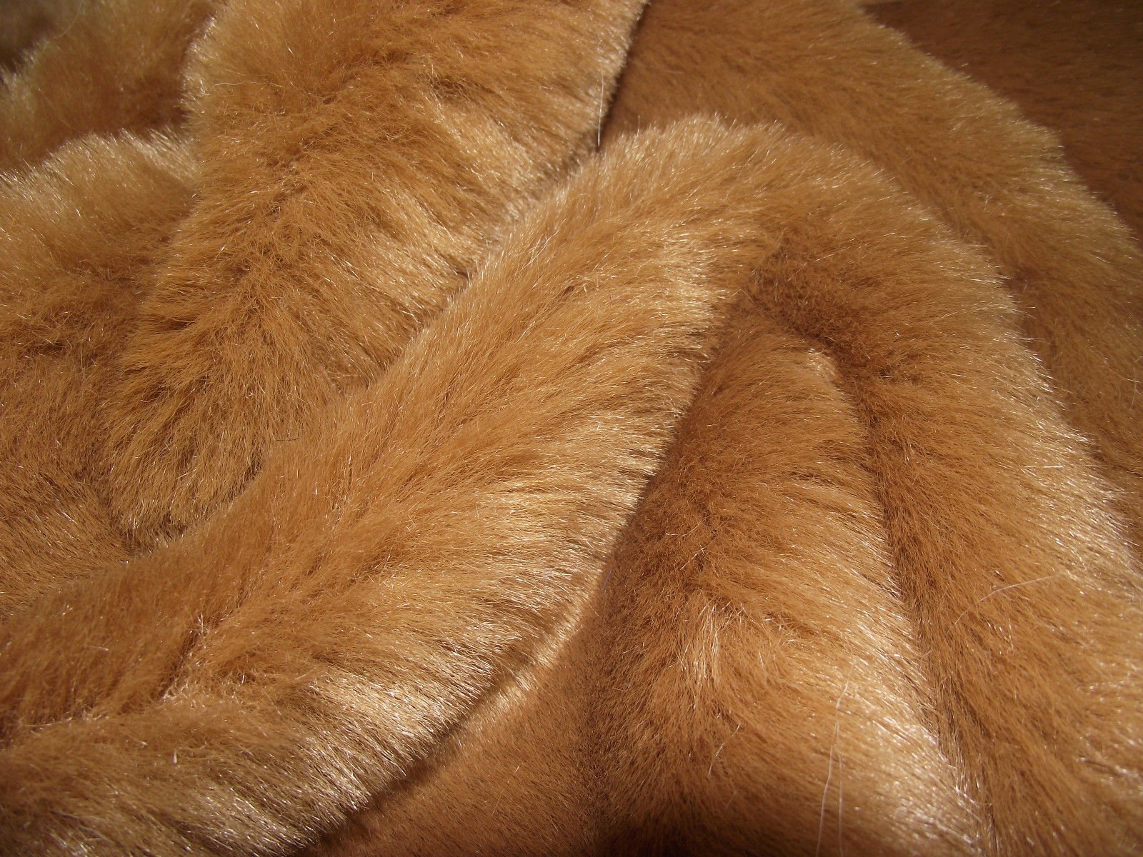 Tissu fausse fourrure TAMIA roux marron épais pour remplacer la vraie fourrure animale en couture