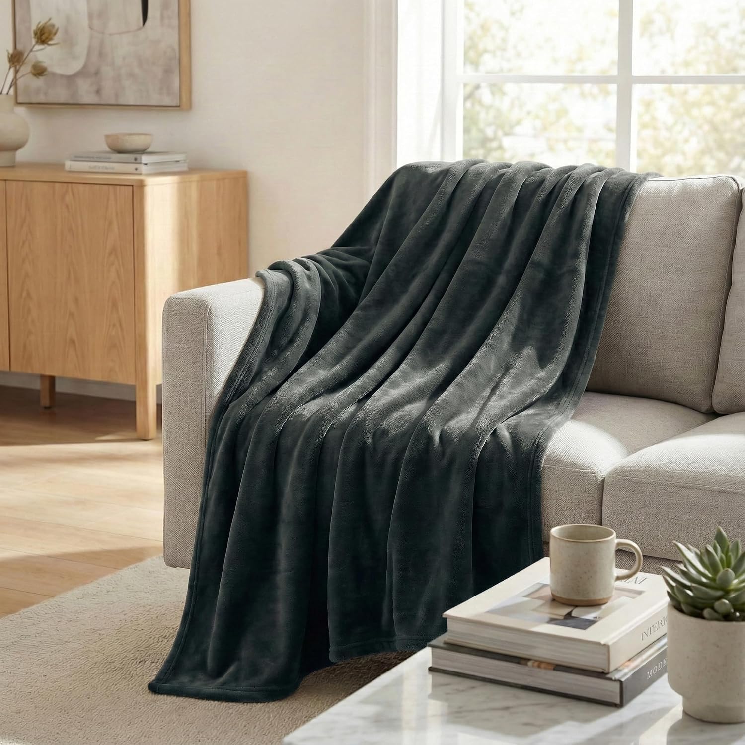 Americanflat 60x80 Fleece Throw Blanket - Soft and Breathable Throw Blanket for Couch, Bed, Chair - Roomy Fleece Blankets Perfect for Home, Bedroom - Gray