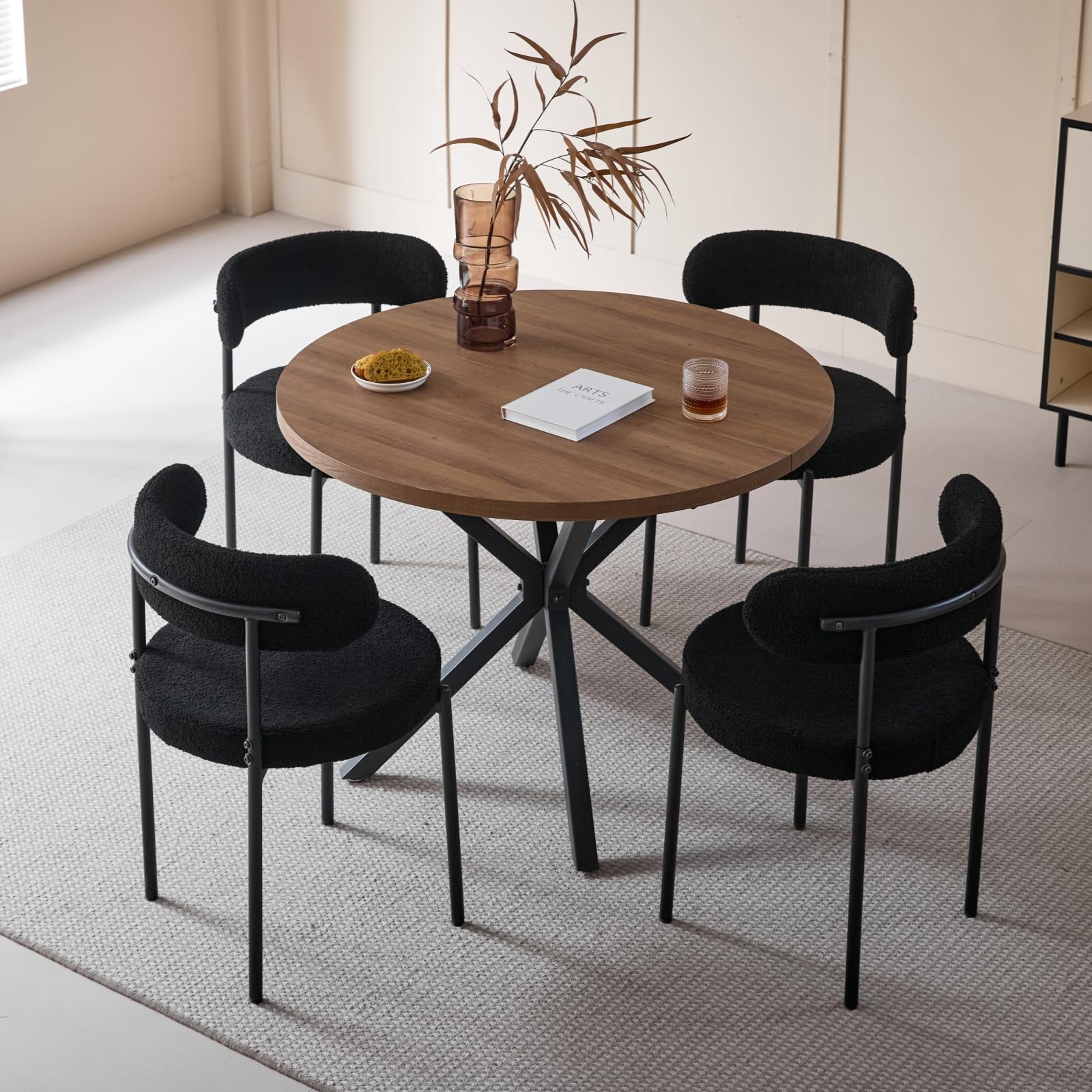 GrandCA HOME Juego de Mesa y Sillas de Comedor: Mesa Redonda de 100 cm + 4 Sillas de Comedor Sherpa, Aptas para 4-6 Personas, (Marrón Oscuro + Negro)