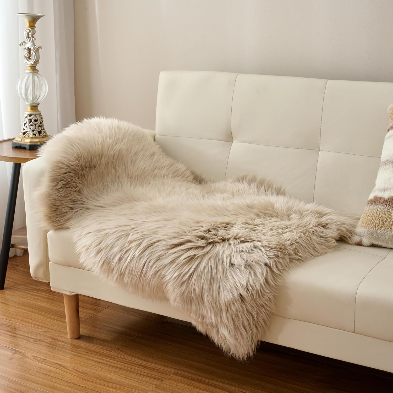 Premium Genuine Sheepskin Area Rug for Bedroom,Real Fluffy Soft Wool Fur Carpet Natural Luxury Lambskin Rug Seat Chair Covers for Couch Sofa Living Room(Beige,2×3 Feet Sheepskin)