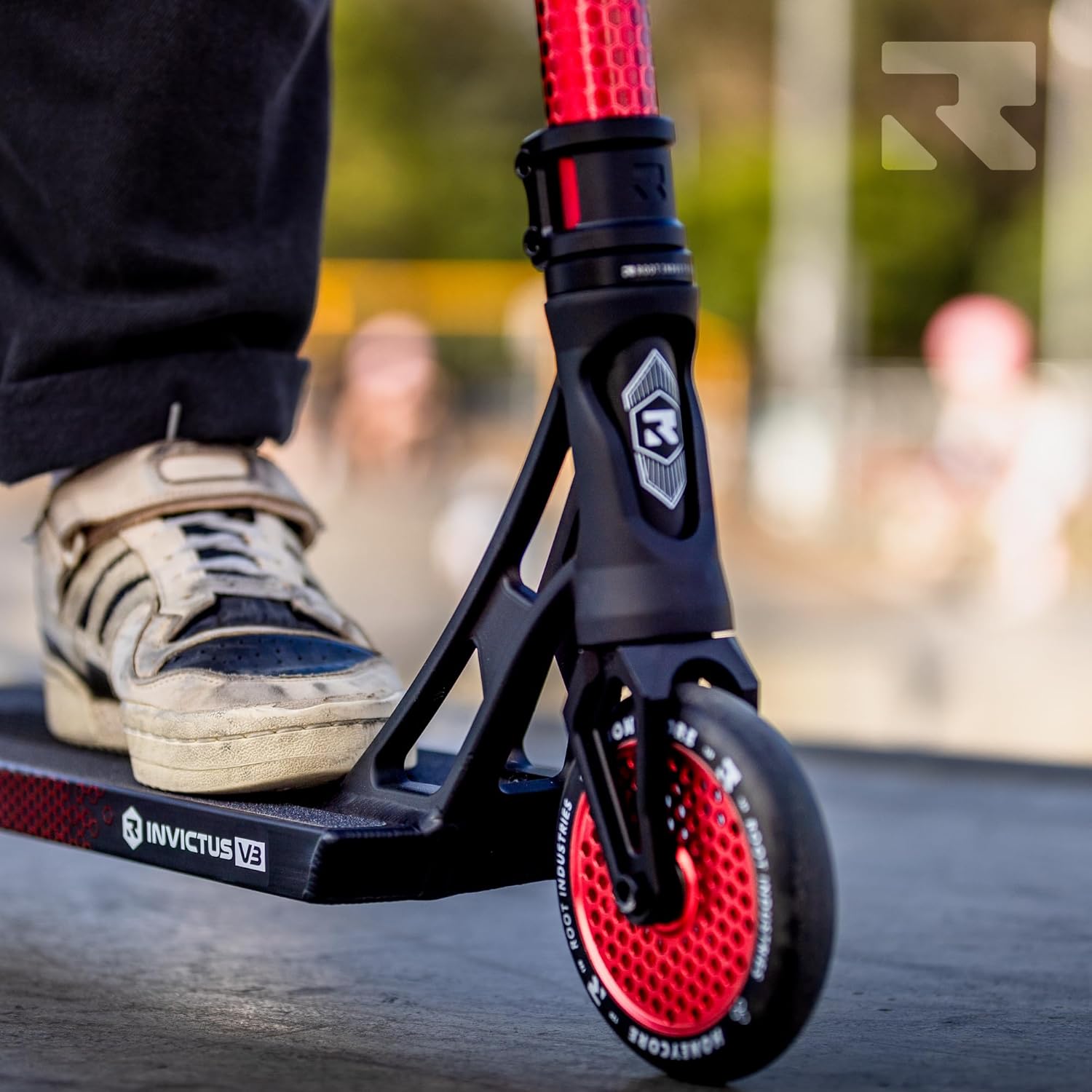 Root Industries Invictus Complete Pro Scooter – 120mm Honeycore Wheels, Chromolite Bars, HIC Compression & Cut-Out Deck