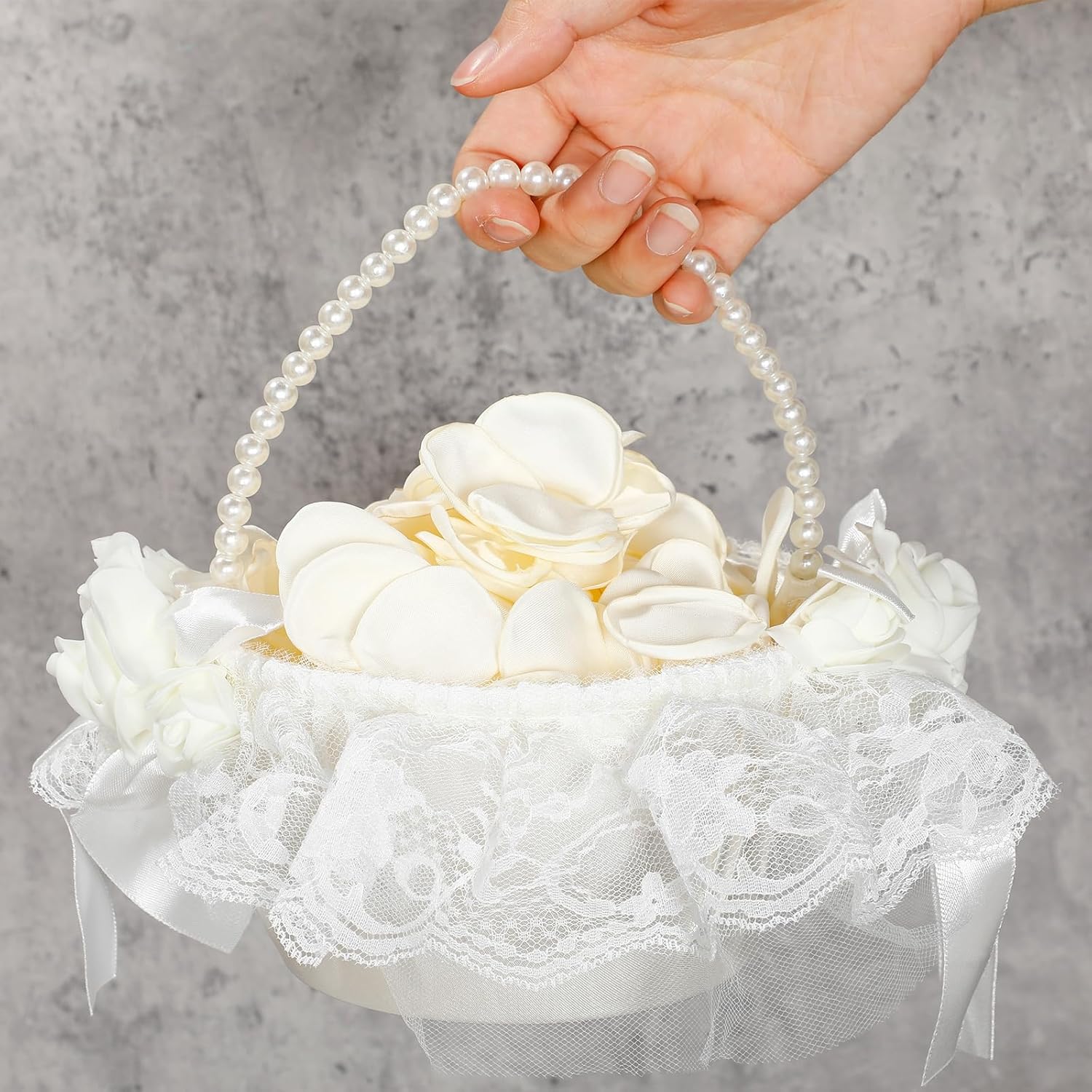 2 Packs Wedding Flower Girl Baskets with 300 Pcs Silk Petals, Pearl Handle and Ribbon Bow, White Lace Satin Elegant Storage Flower Girl Baskets for Wedding Bride Ceremony Party Accessories