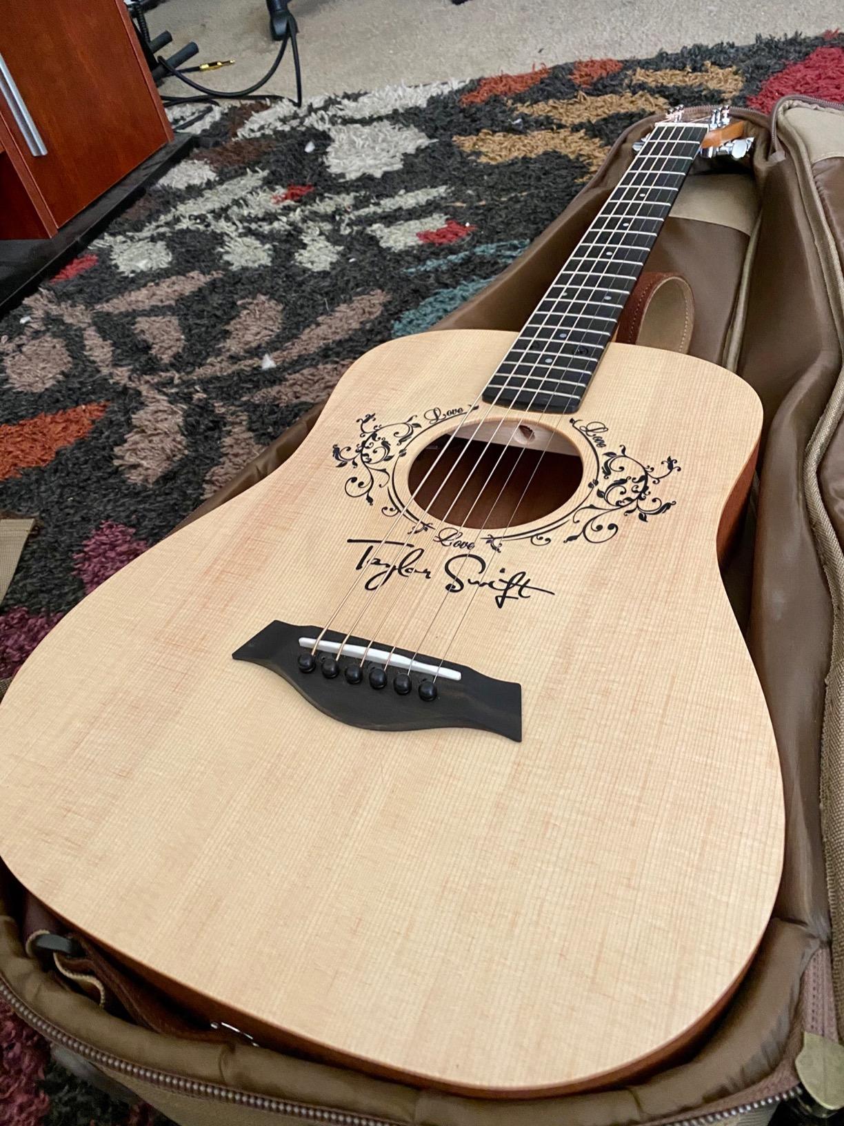 Taylor TSBT-E Taylor Swift Baby Taylor Hungary | Ubuy