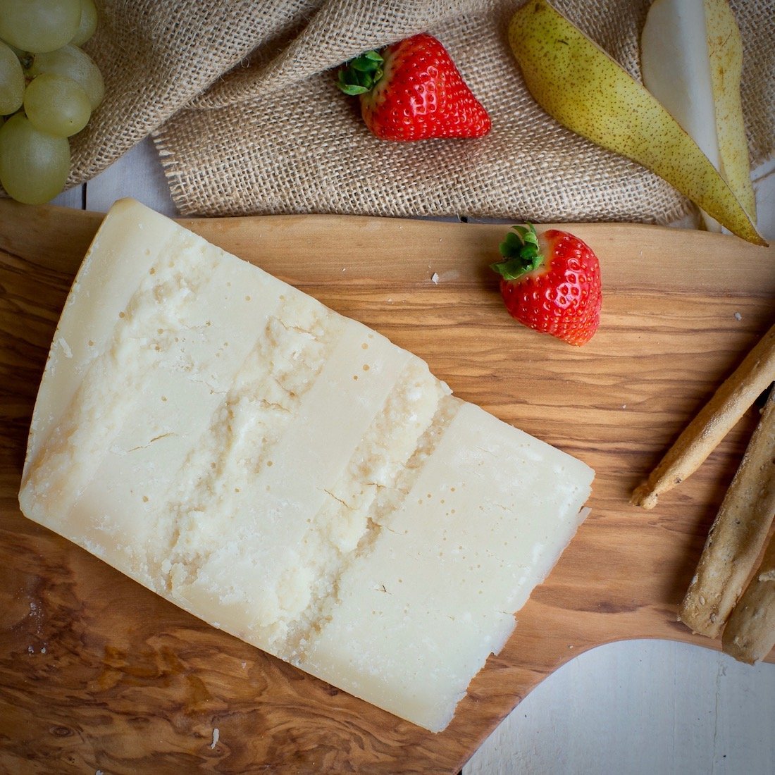 Parmesankäse g.U. 3 X 600GR Saison 18, 24, 36 Monate - Made in Italy - Parmigiano Reggiano DOP Stagionato 18, 24, 36 Mesi - EMILIA FOOD LOVE (0.6)