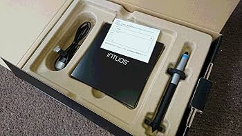 ワコム ペンタブレット Intuos Pen &amp; Touch 油彩制作用モデル Sサイズ CTH-480/S2 Amazon.co.jp: ワコム Intuos Comic マンガ・イラスト制作用