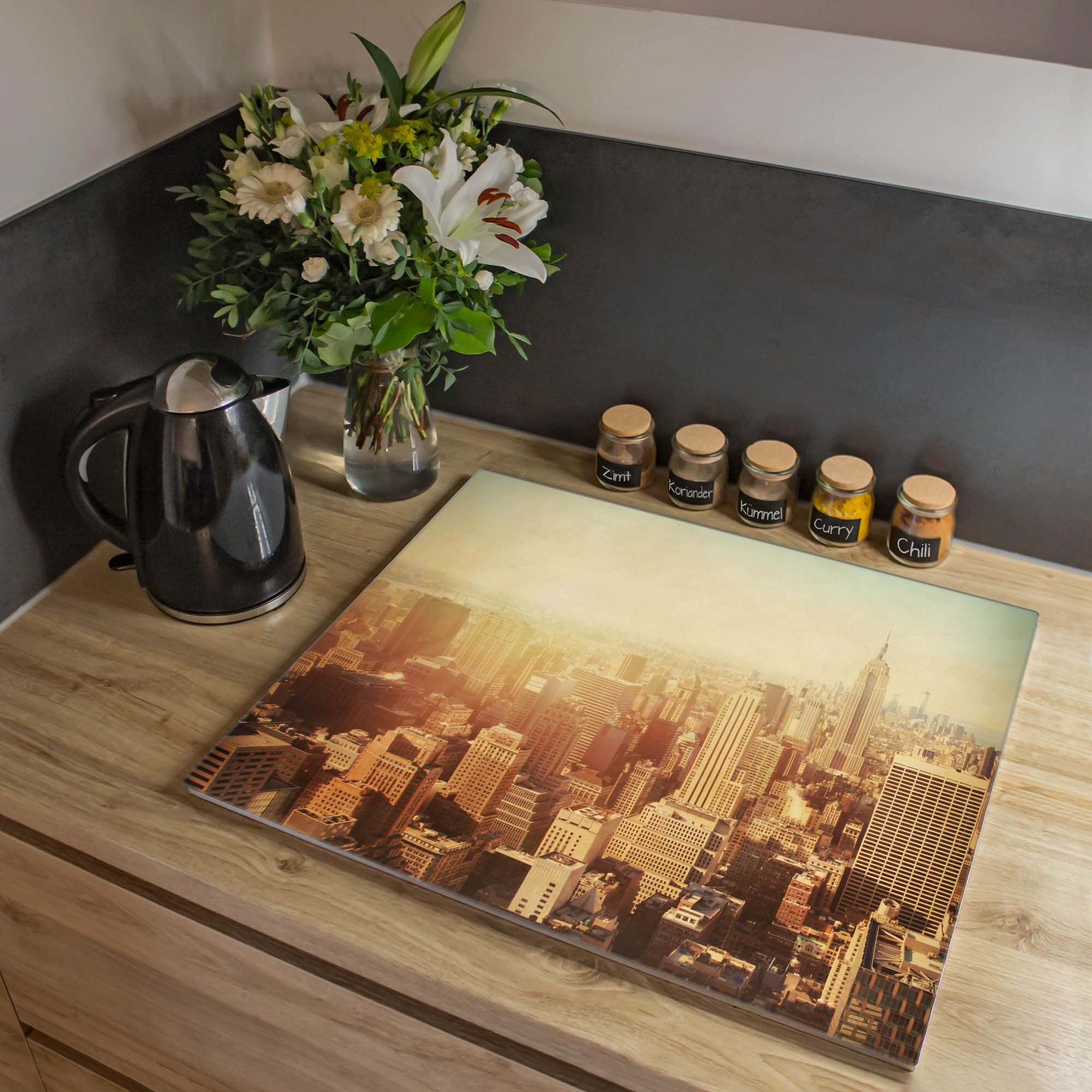 banjado Glas Schneidebrett Herd mit Städte und Architektur Stil, Herdabdeckplatte 60x52 cm einteilig, Kochfeldabdeckung für Ceranfeld, Spritzschutz und Arbeitsfläche, mit Motiv Manhattan 2