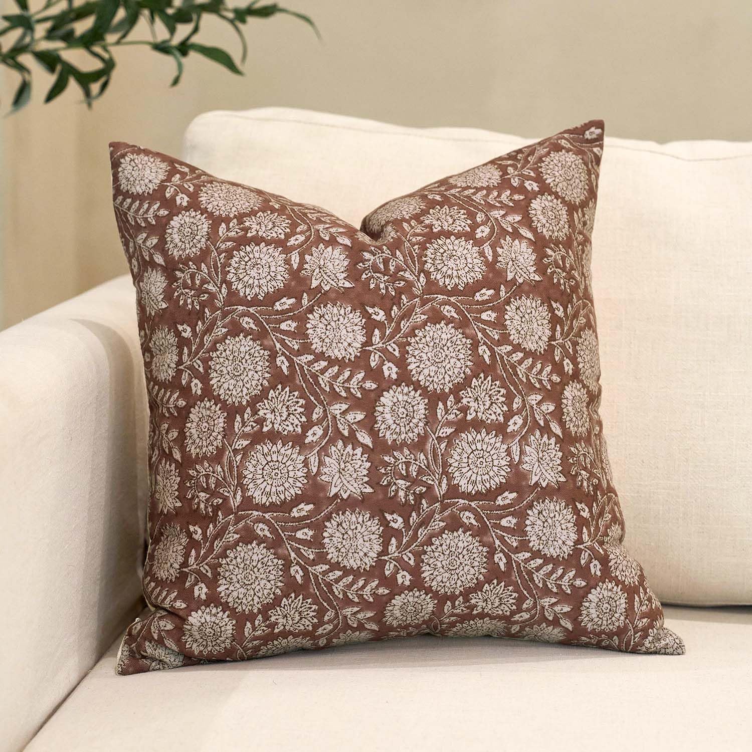 Amor Virisso Floral Pillow Covers 18x18 Throw Pillow Covers Vintage Block Print Pillow Cover Neutral Couch Pillows for Living Room Farmhouse Decorative Accent Sofa Pillows, Brown